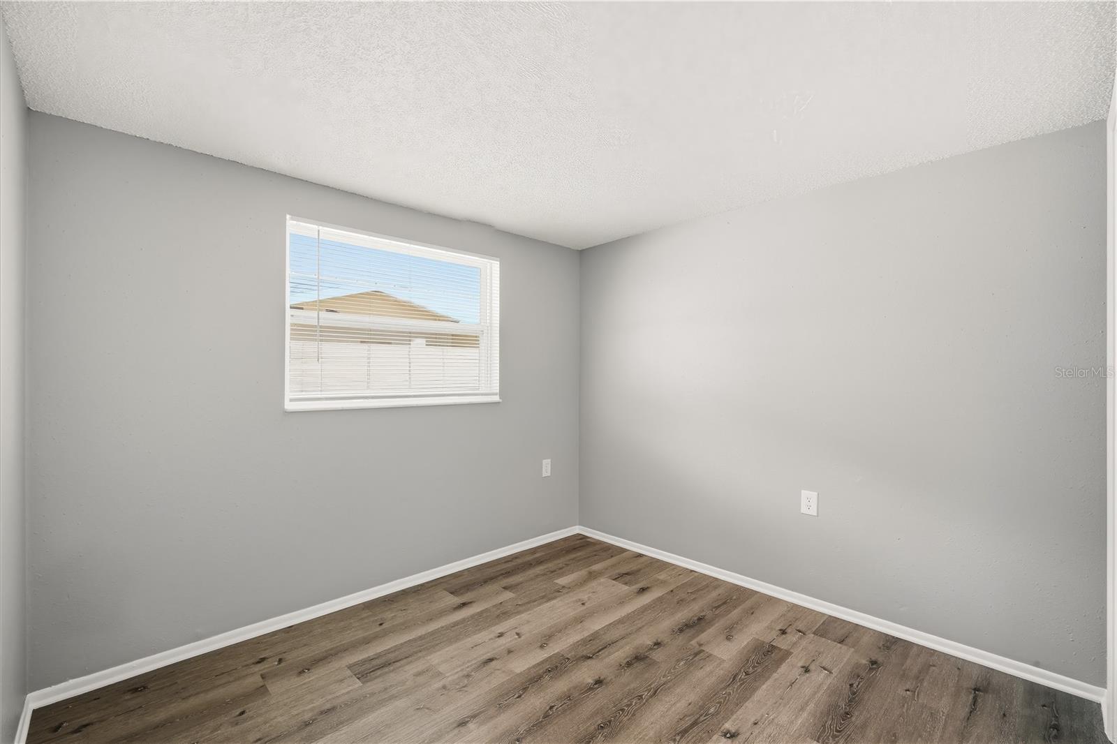 5639 GOLDEN NUGGET DR — photo 16