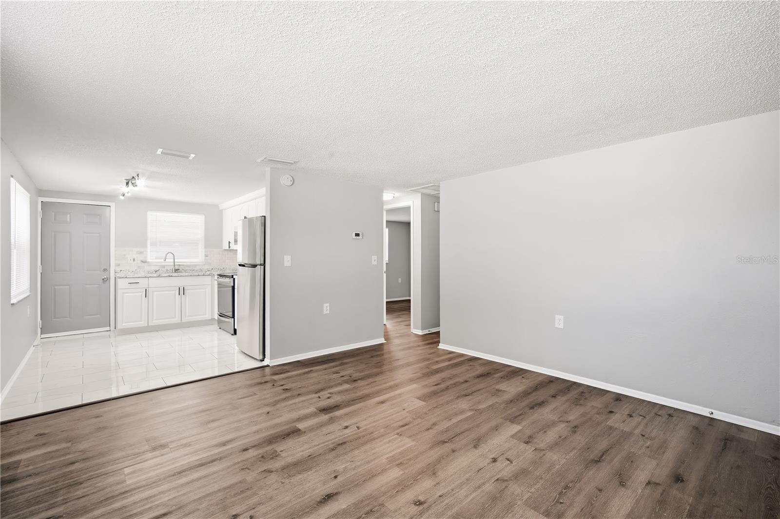 5639 GOLDEN NUGGET DR — photo 8