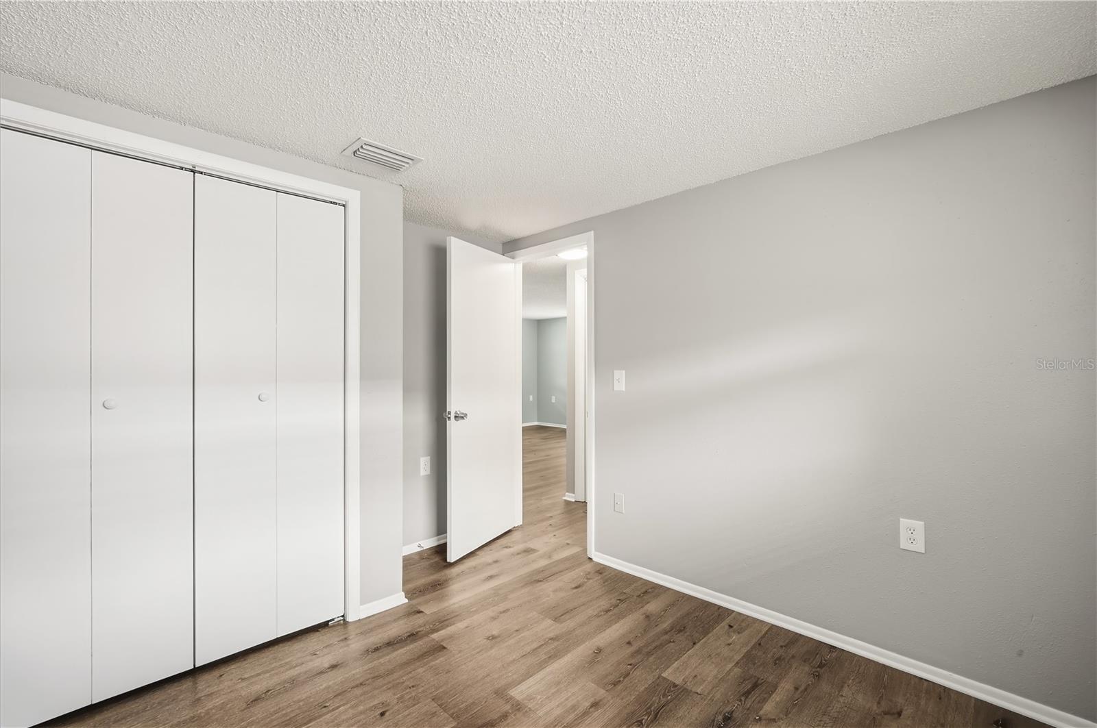 5639 GOLDEN NUGGET DR — photo 17
