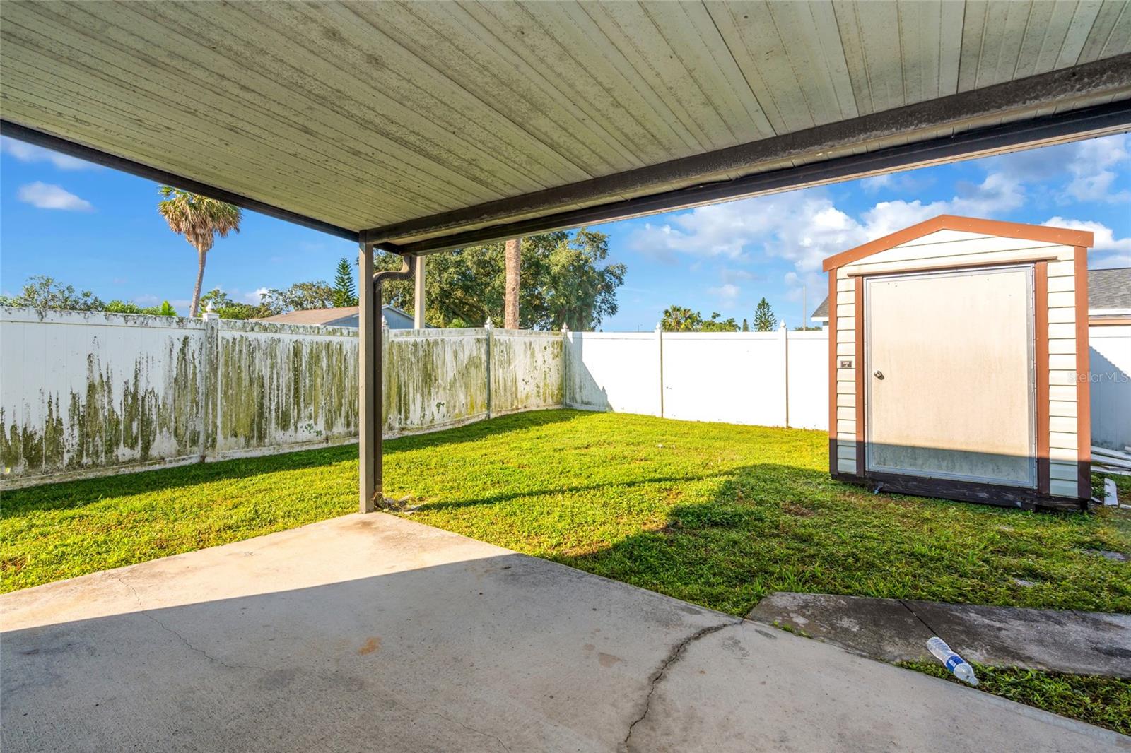 1002 PINE RIDGE CIR — photo 26