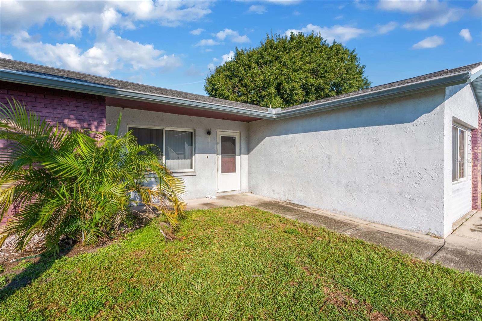 1002 PINE RIDGE CIR — photo 27