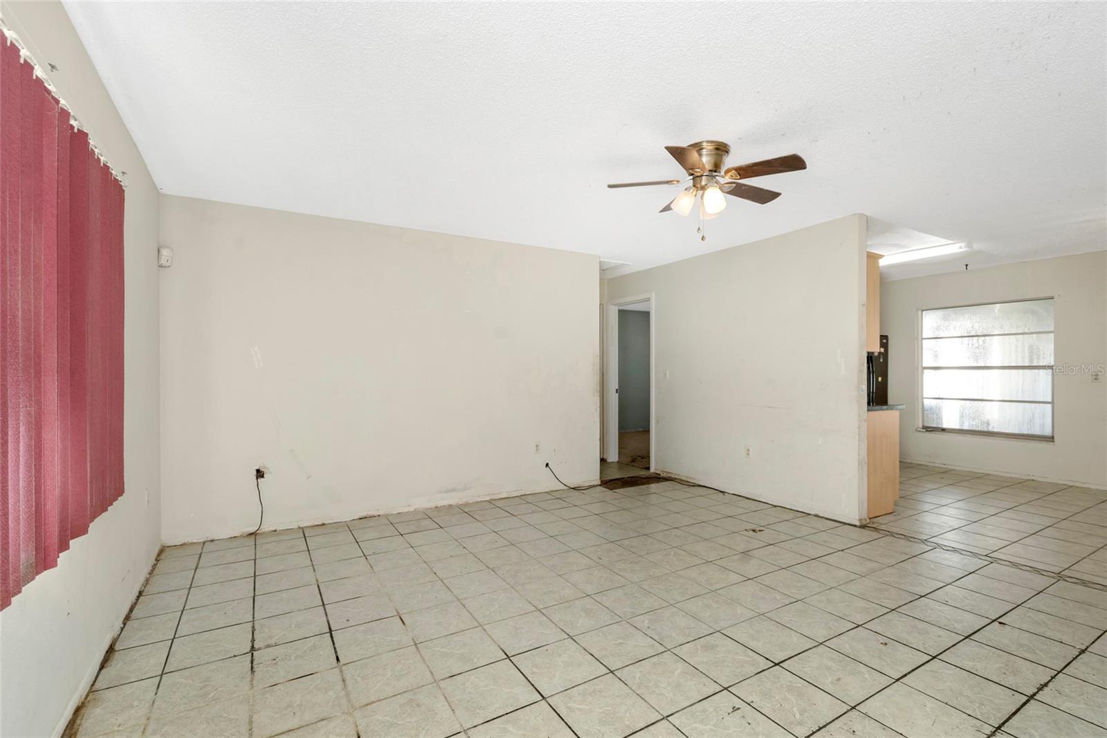 1002 PINE RIDGE CIR — photo 29