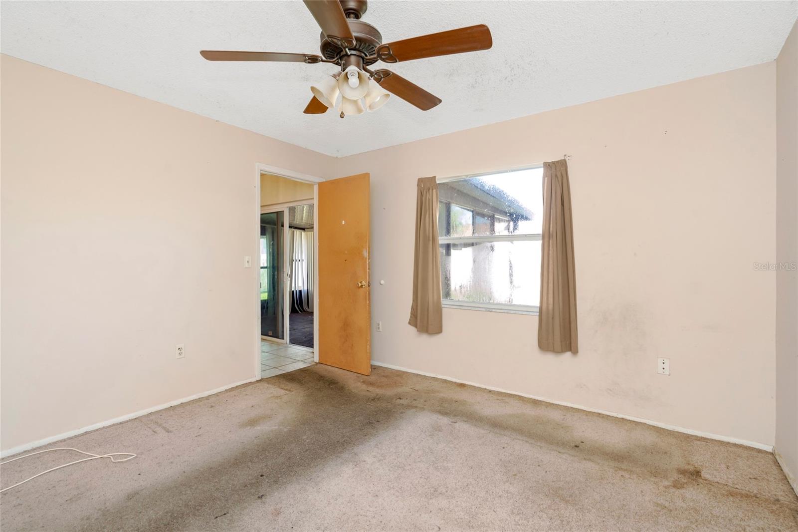 1002 PINE RIDGE CIR — photo 41