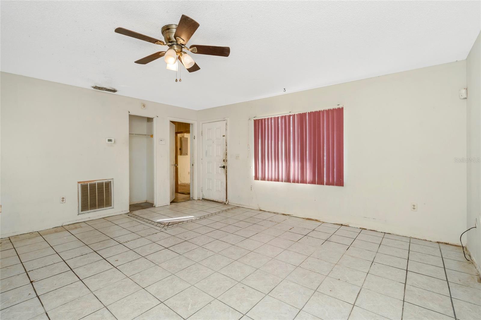 1002 PINE RIDGE CIR — photo 32