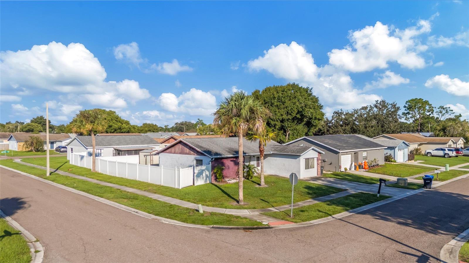 1002 PINE RIDGE CIR — photo 12