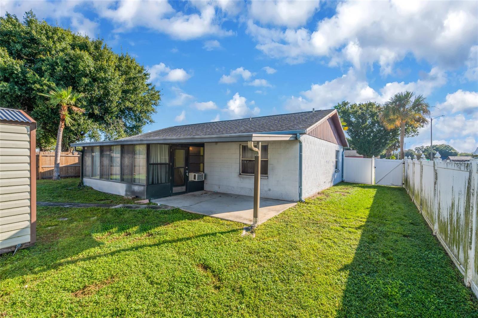 1002 PINE RIDGE CIR — photo 22