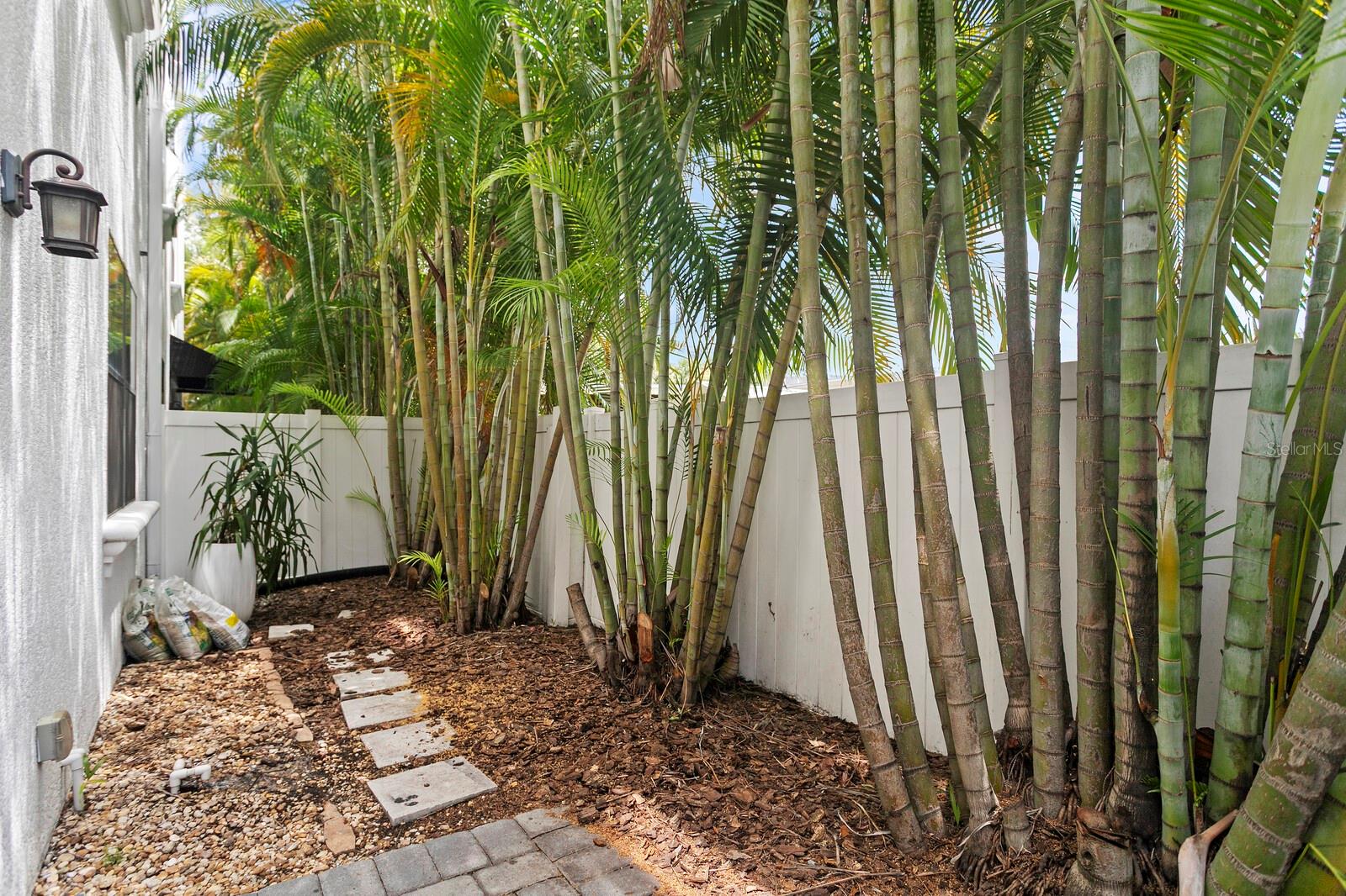 224 S AUDUBON AVE — photo 46