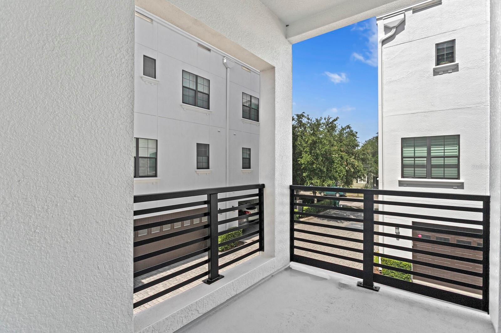 224 S AUDUBON AVE — photo 44