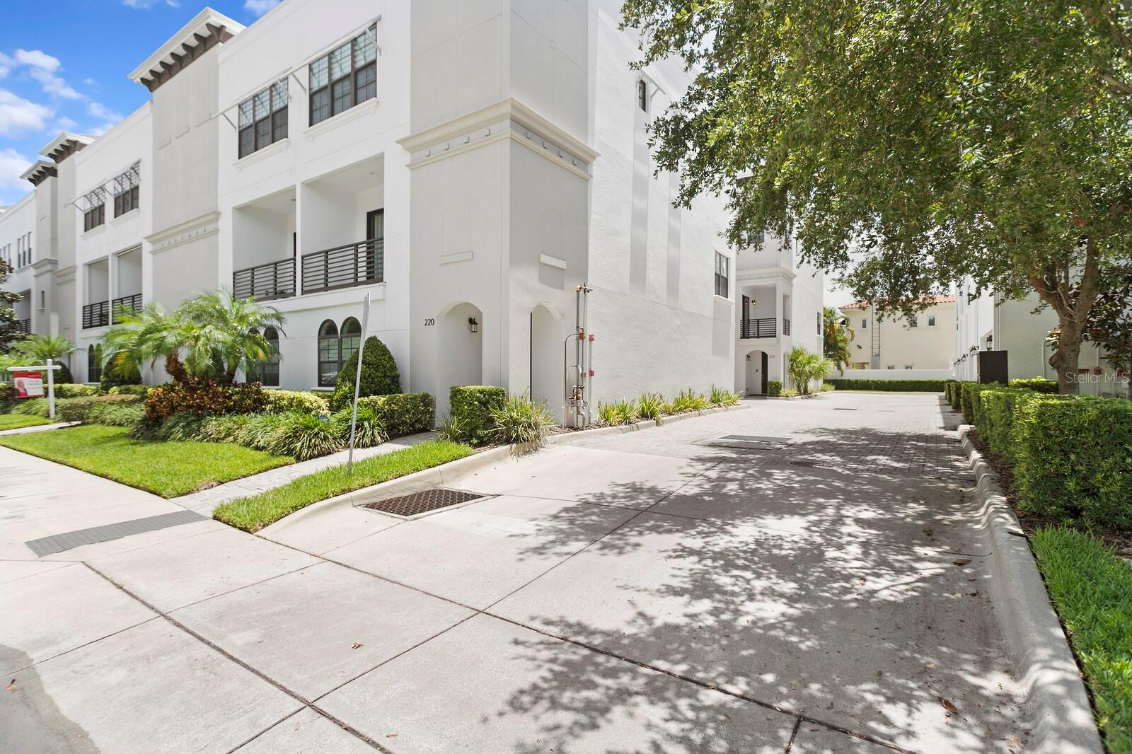 224 S AUDUBON AVE — photo 48