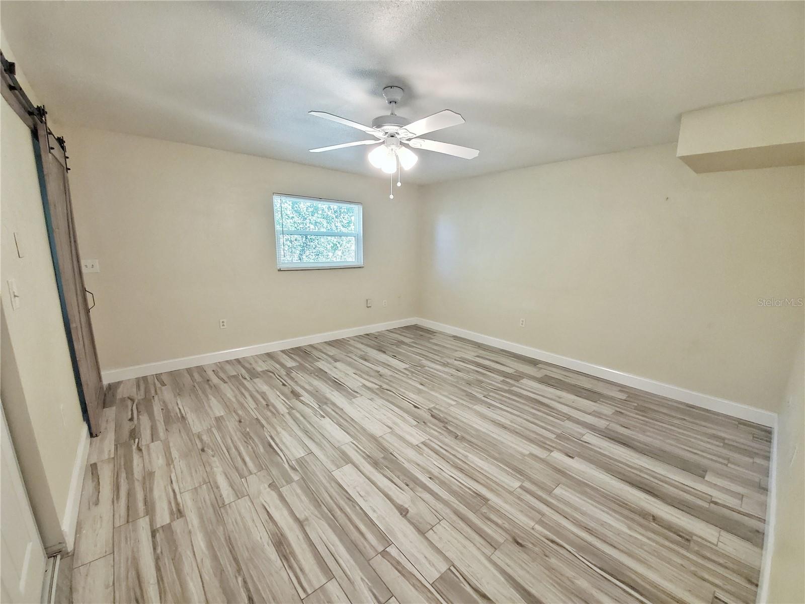 2661 COLUMBUS WAY S — photo 9