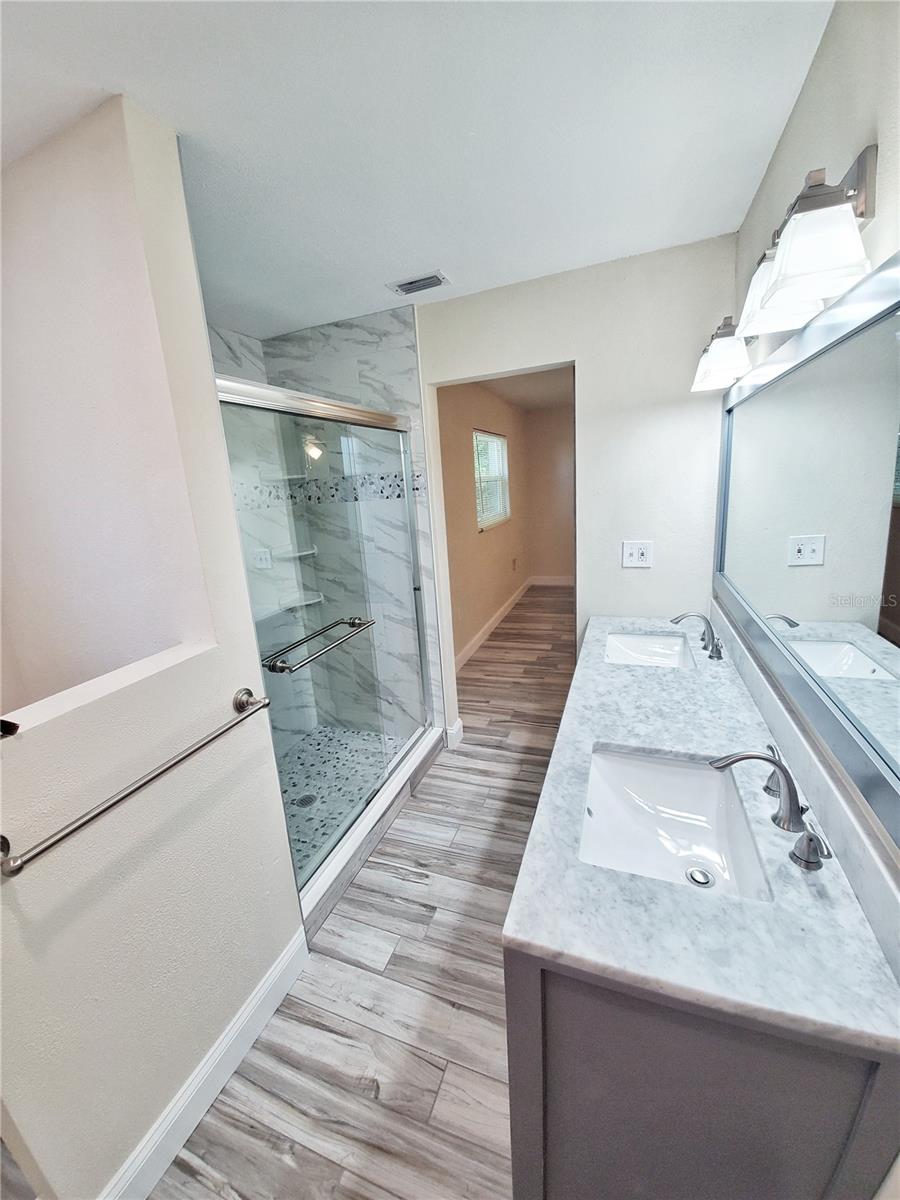 2661 COLUMBUS WAY S — photo 11
