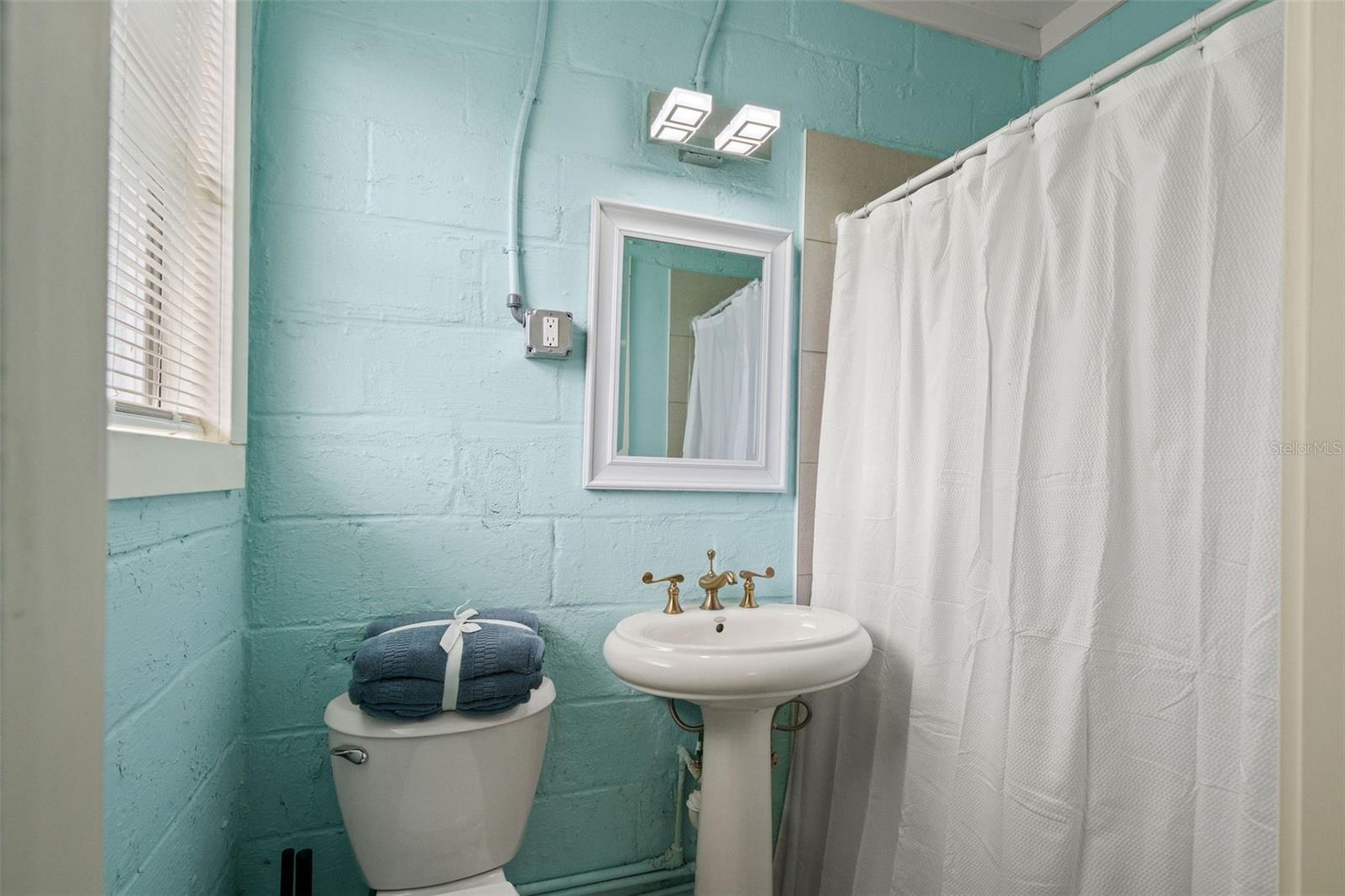 1307 S BERMUDA BLVD — photo 13
