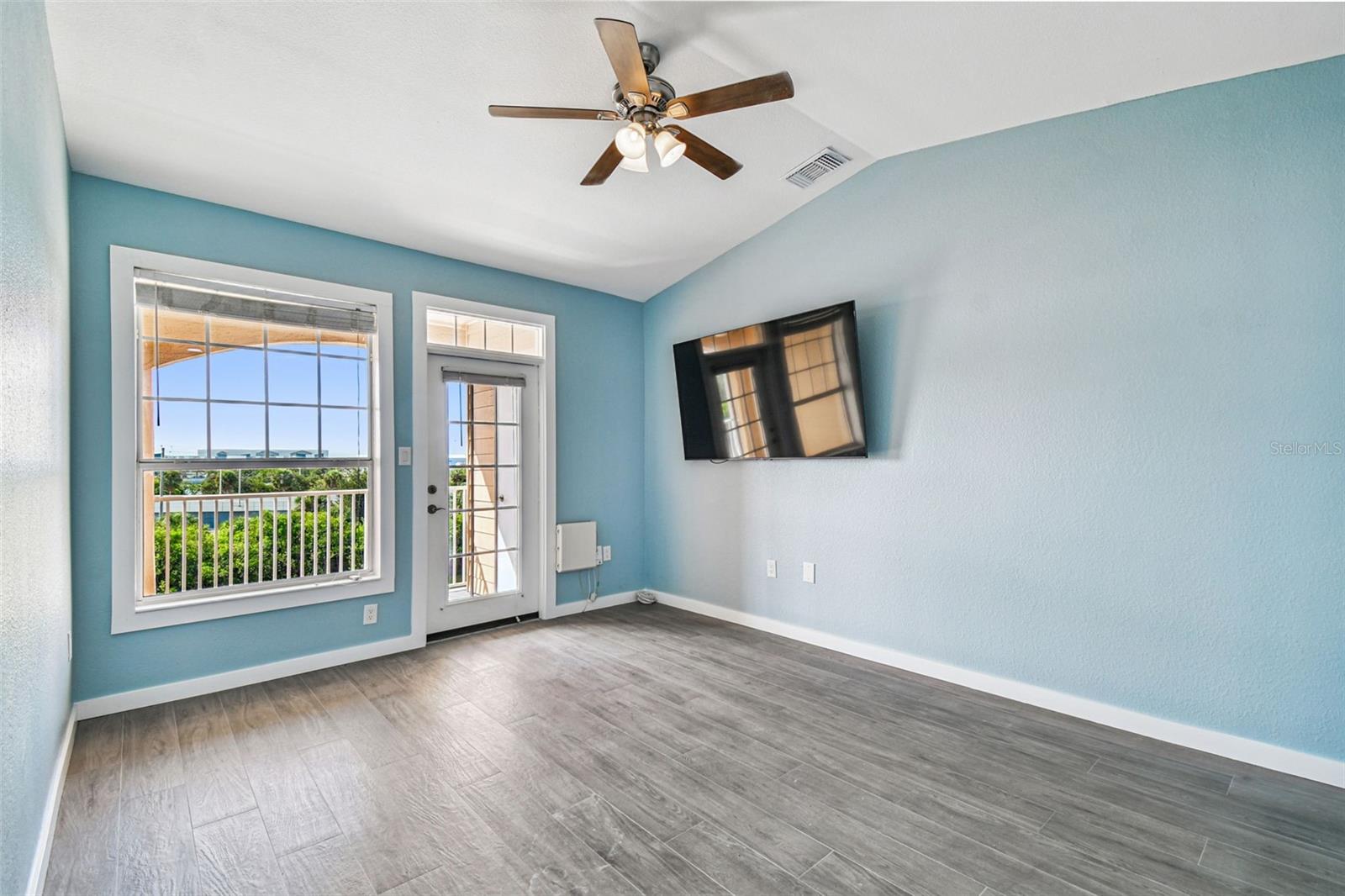 5000 CULBREATH KEY WAY #9-313 — photo 4