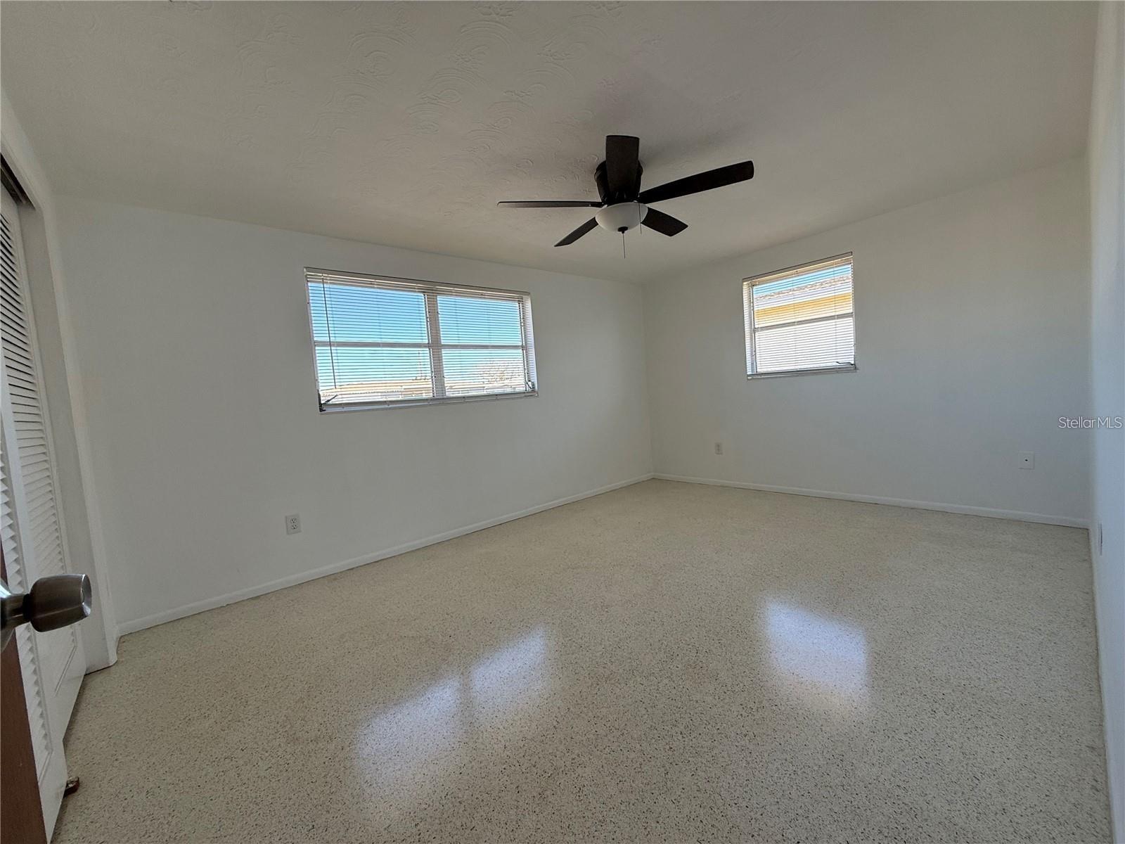 3838 BEECHWOOD DR — photo 8