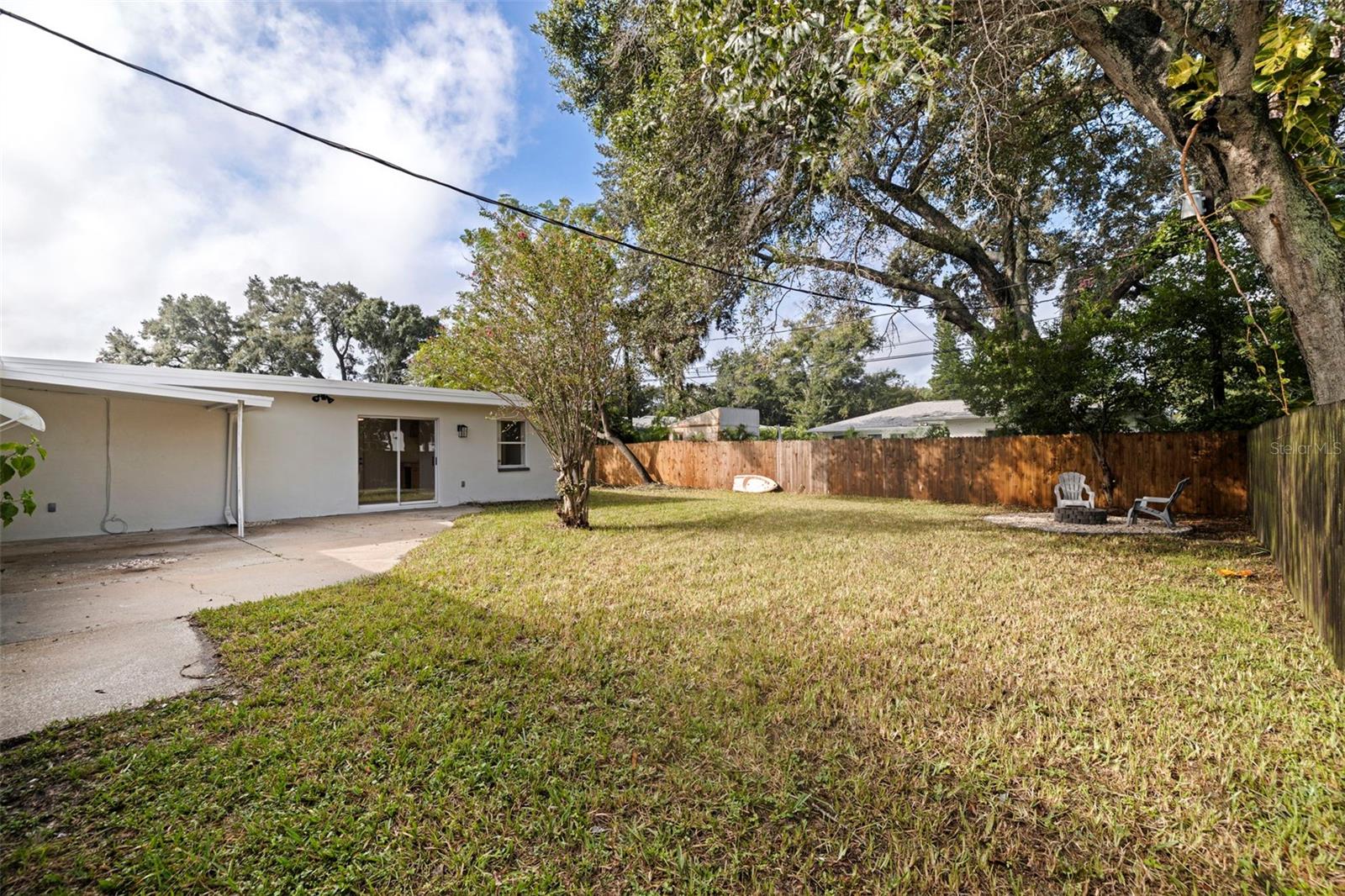 110 N NIMBUS AVE — photo 31