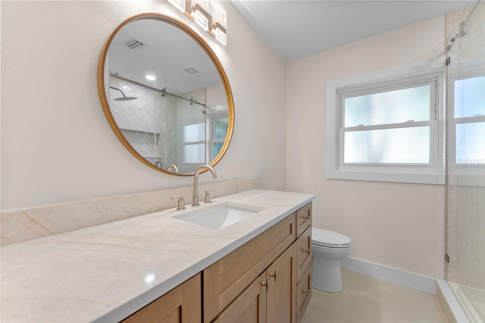 3912 FONTAINEBLEAU DR — photo 44