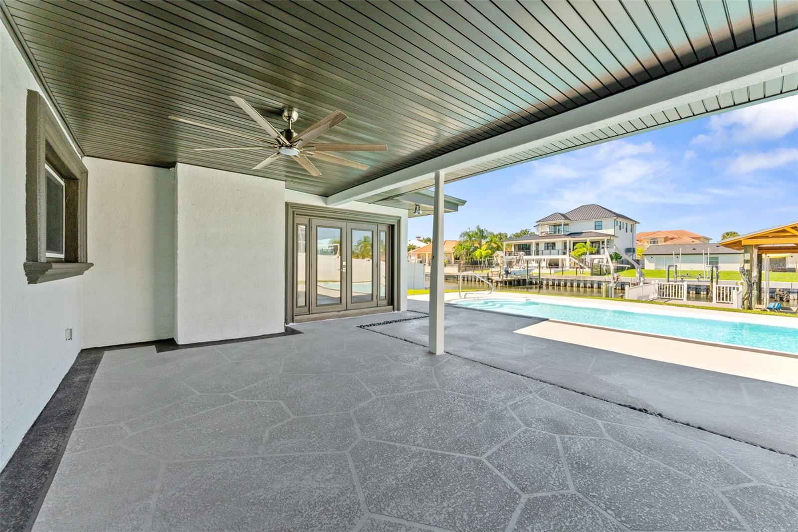 3912 FONTAINEBLEAU DR — photo 49