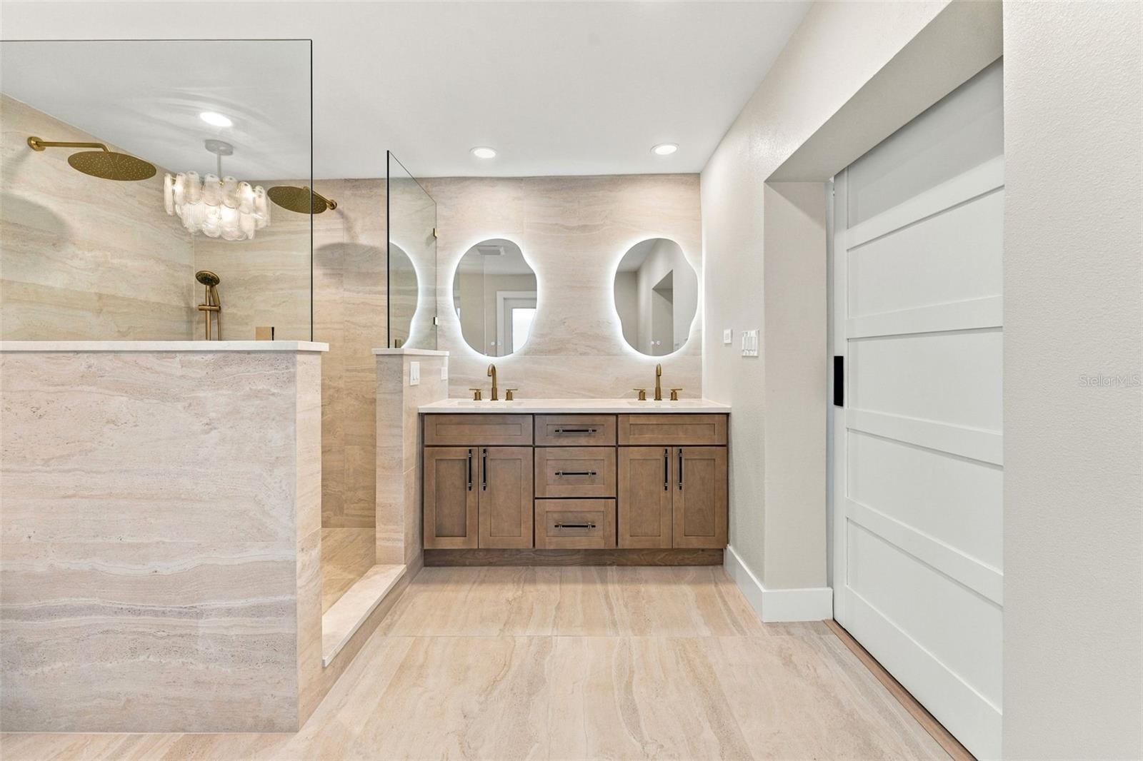 3912 FONTAINEBLEAU DR — photo 35