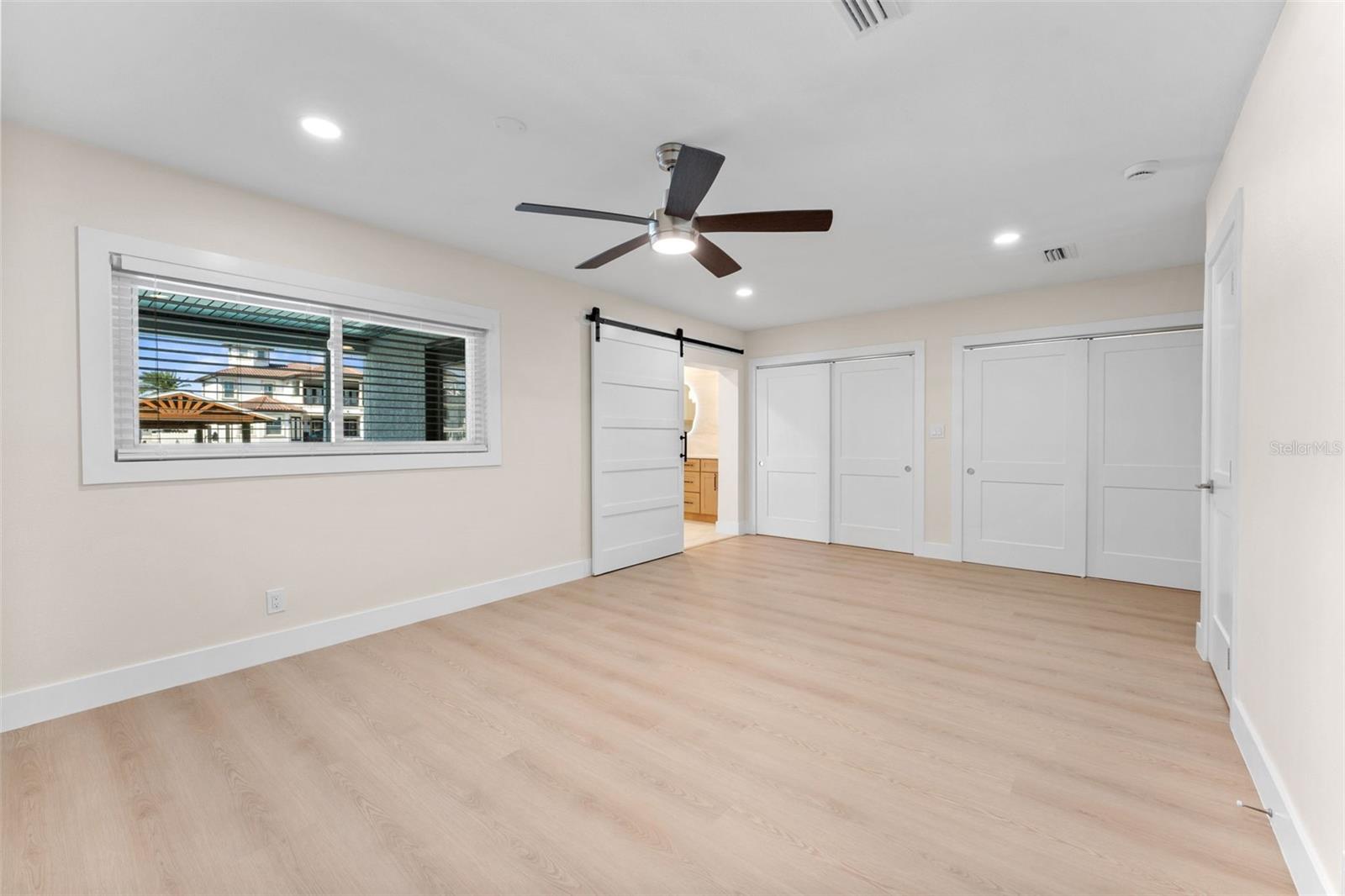 3912 FONTAINEBLEAU DR — photo 26