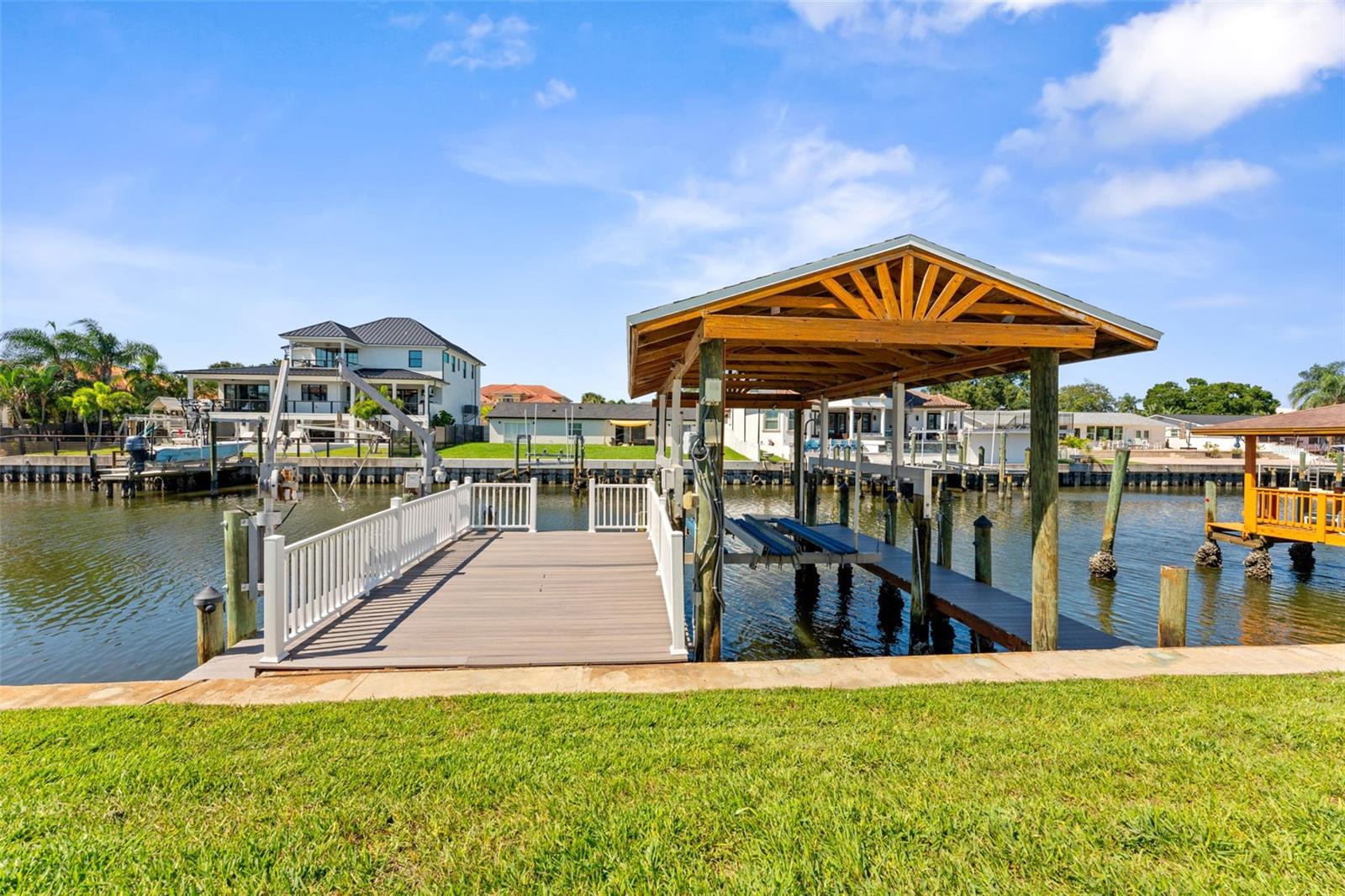 3912 FONTAINEBLEAU DR — photo 61