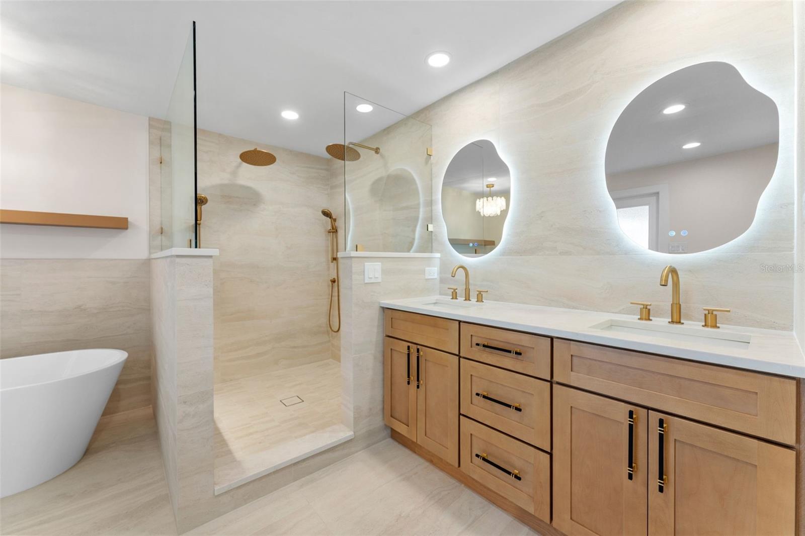 3912 FONTAINEBLEAU DR — photo 34