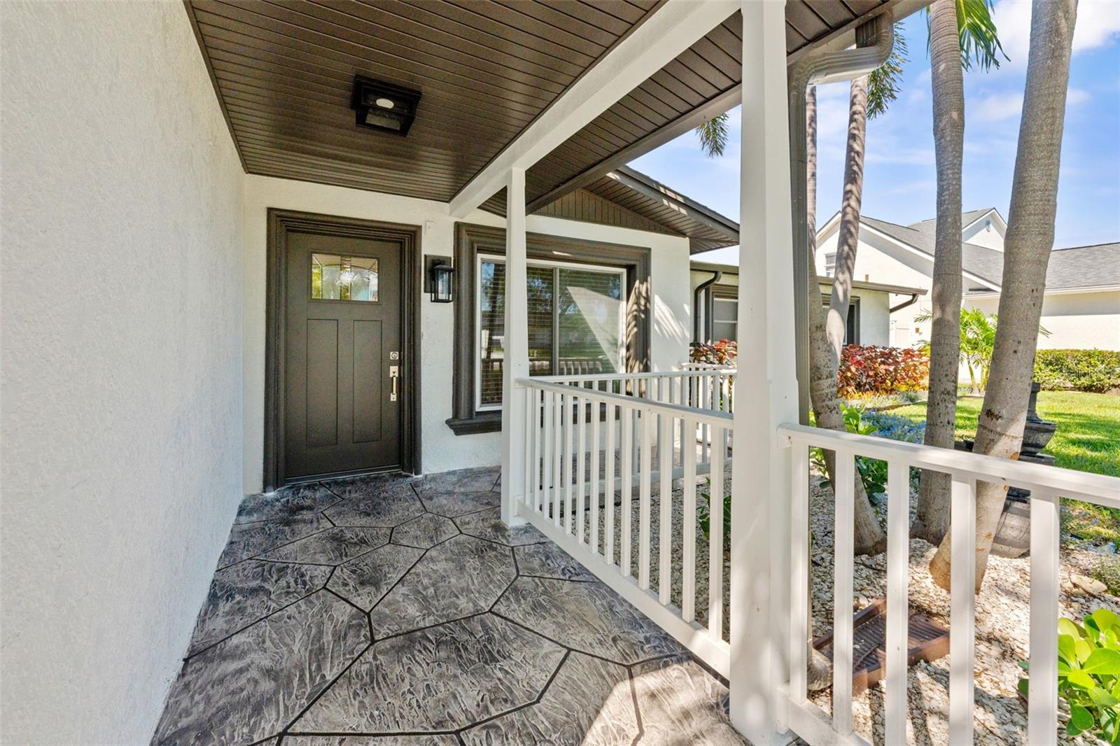 3912 FONTAINEBLEAU DR — photo 3