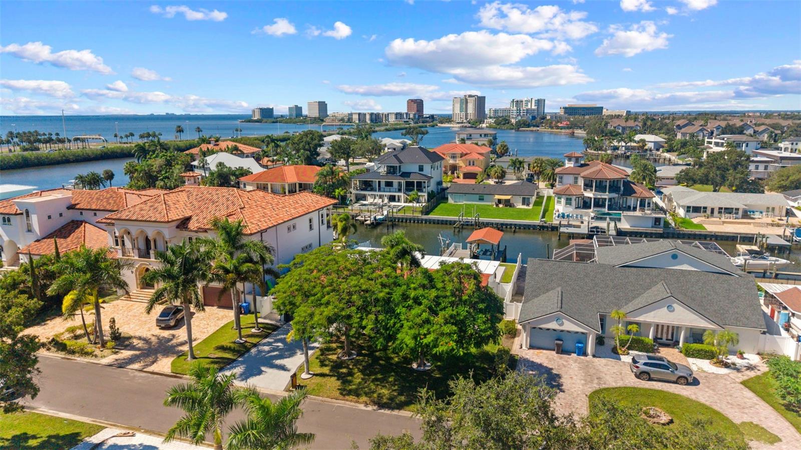 3912 FONTAINEBLEAU DR — photo 67