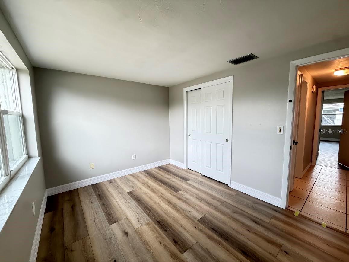 4015 CASHMERE DR — photo 13