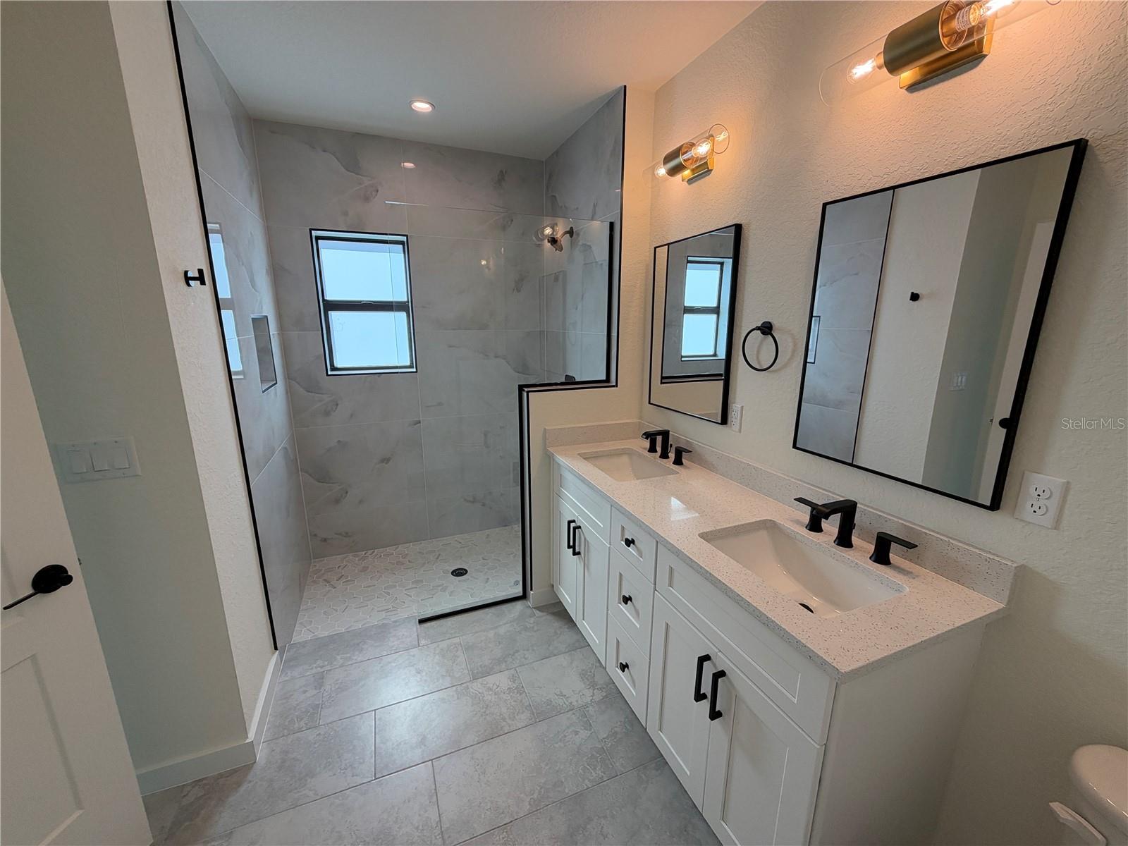 1414 HARBELL ST — photo 11