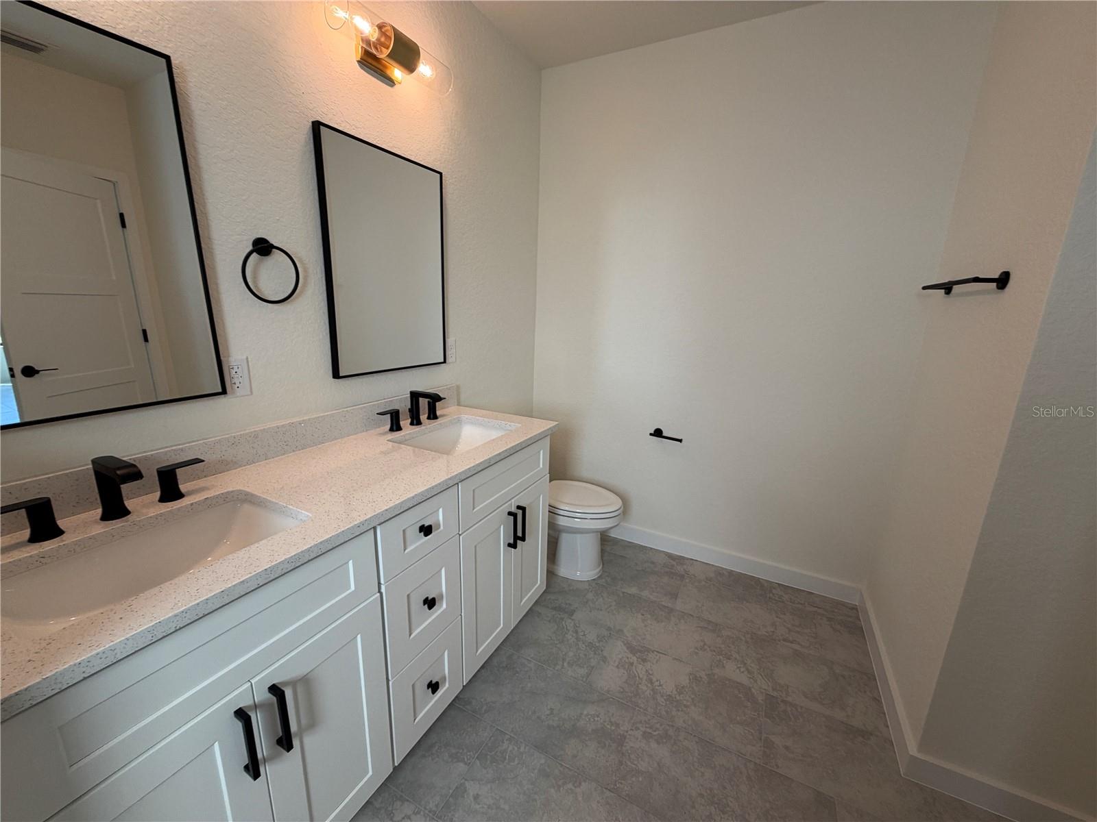 1414 HARBELL ST — photo 13