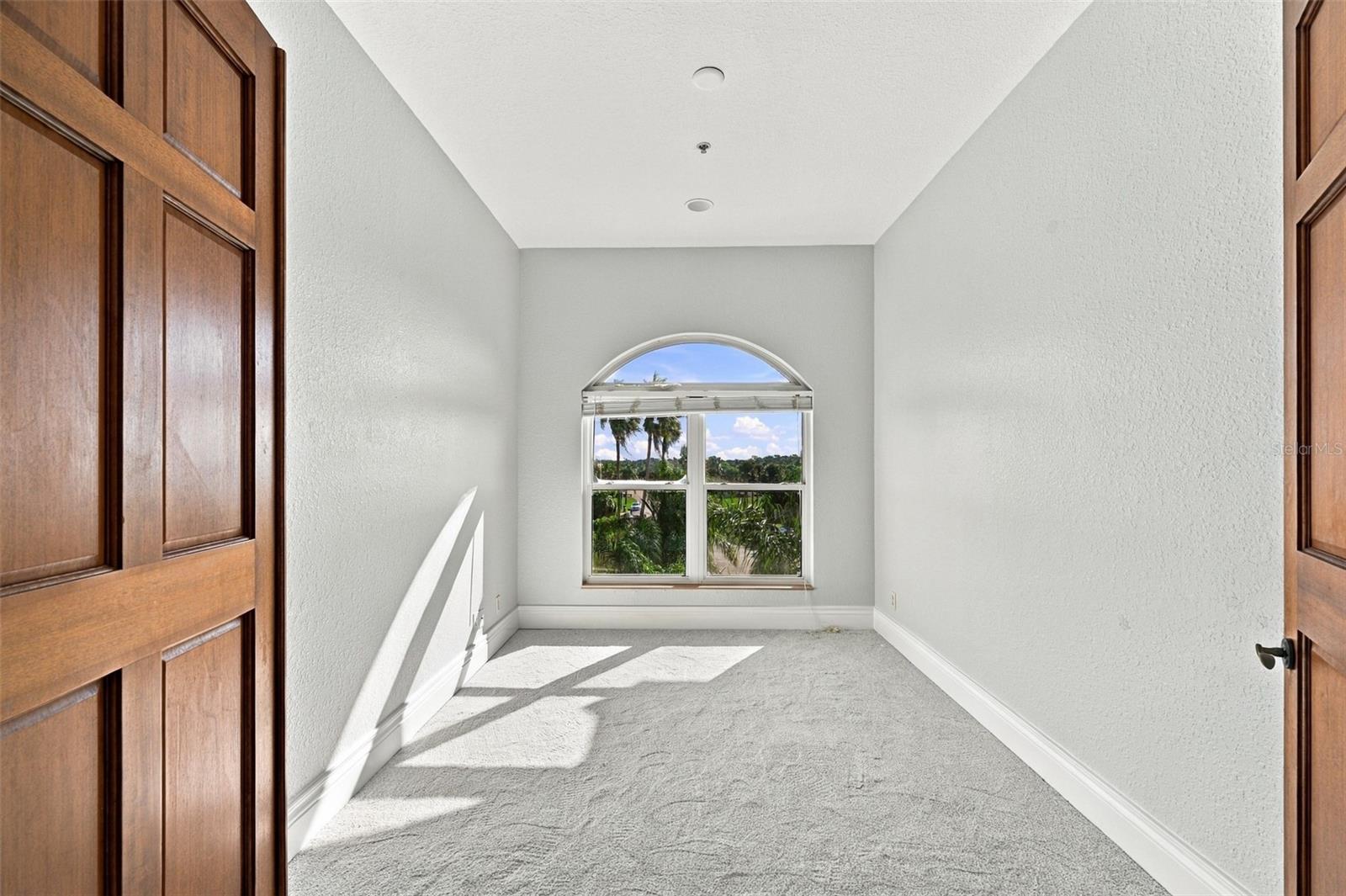 5644 EMERALD POINTE CIR — photo 24