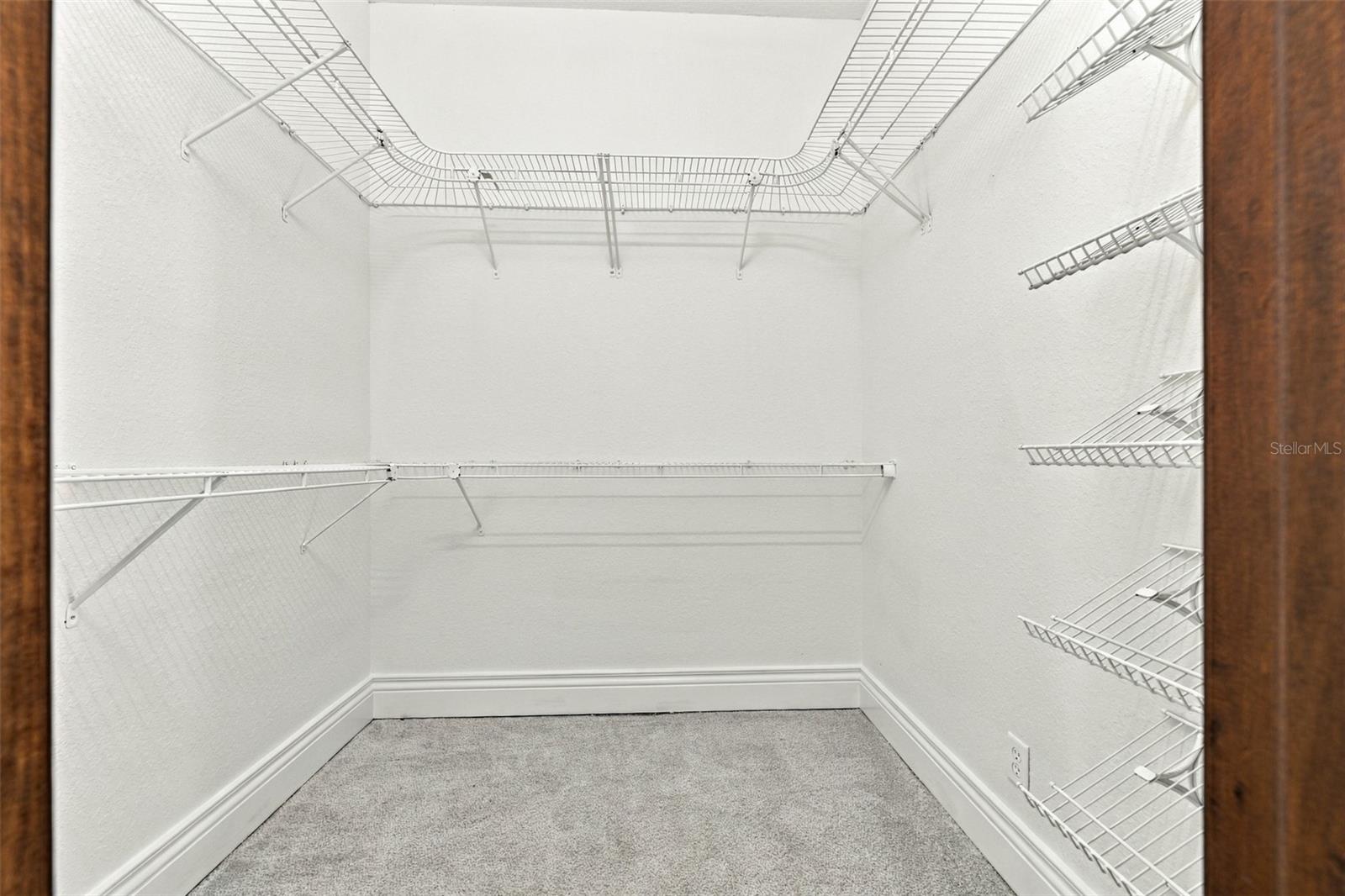 5644 EMERALD POINTE CIR — photo 35