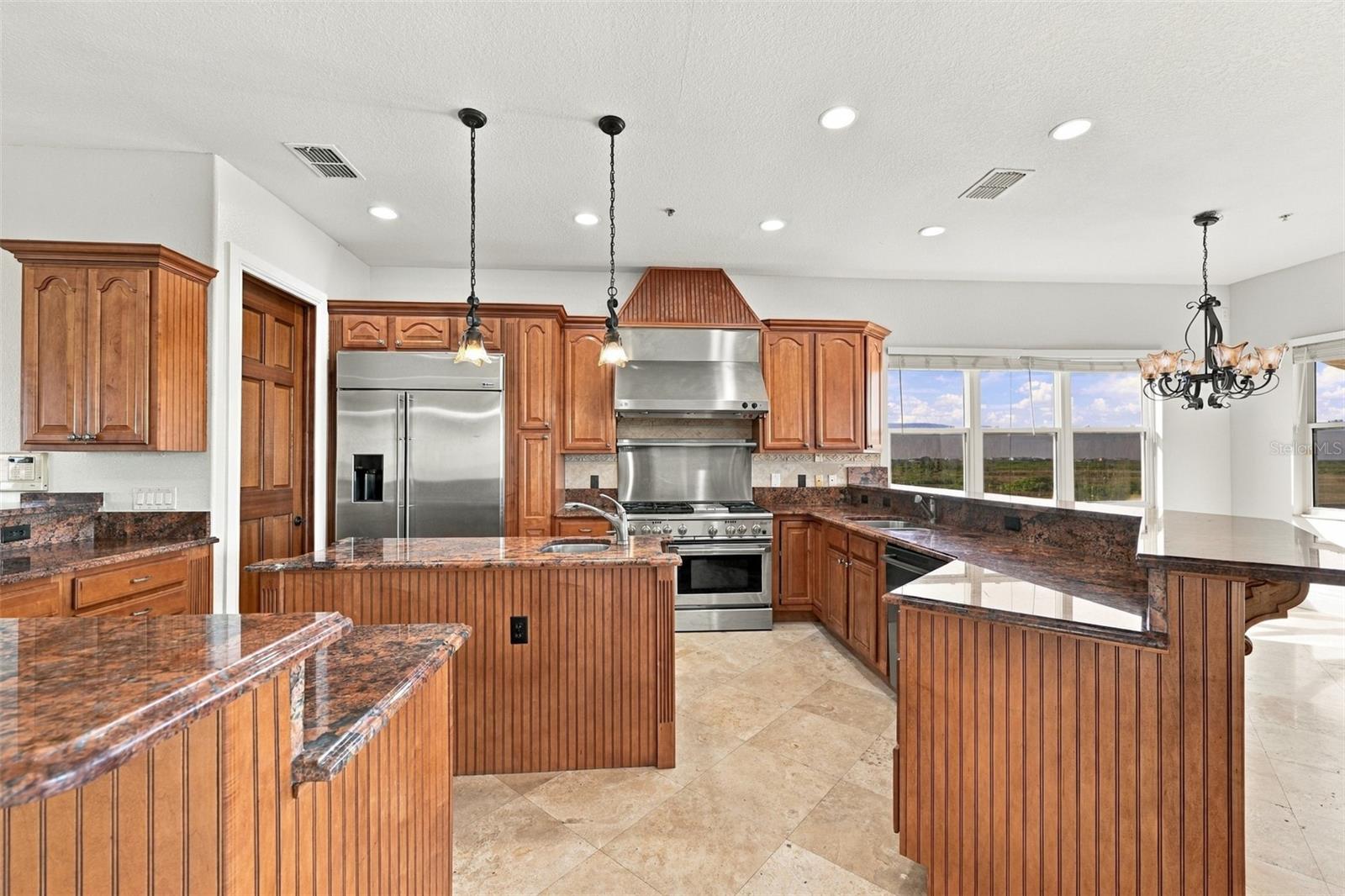 5644 EMERALD POINTE CIR — photo 18