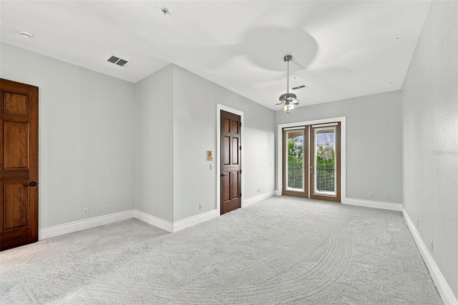5644 EMERALD POINTE CIR — photo 45