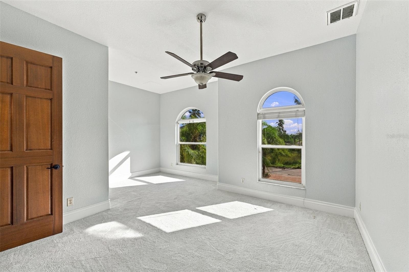 5644 EMERALD POINTE CIR — photo 41