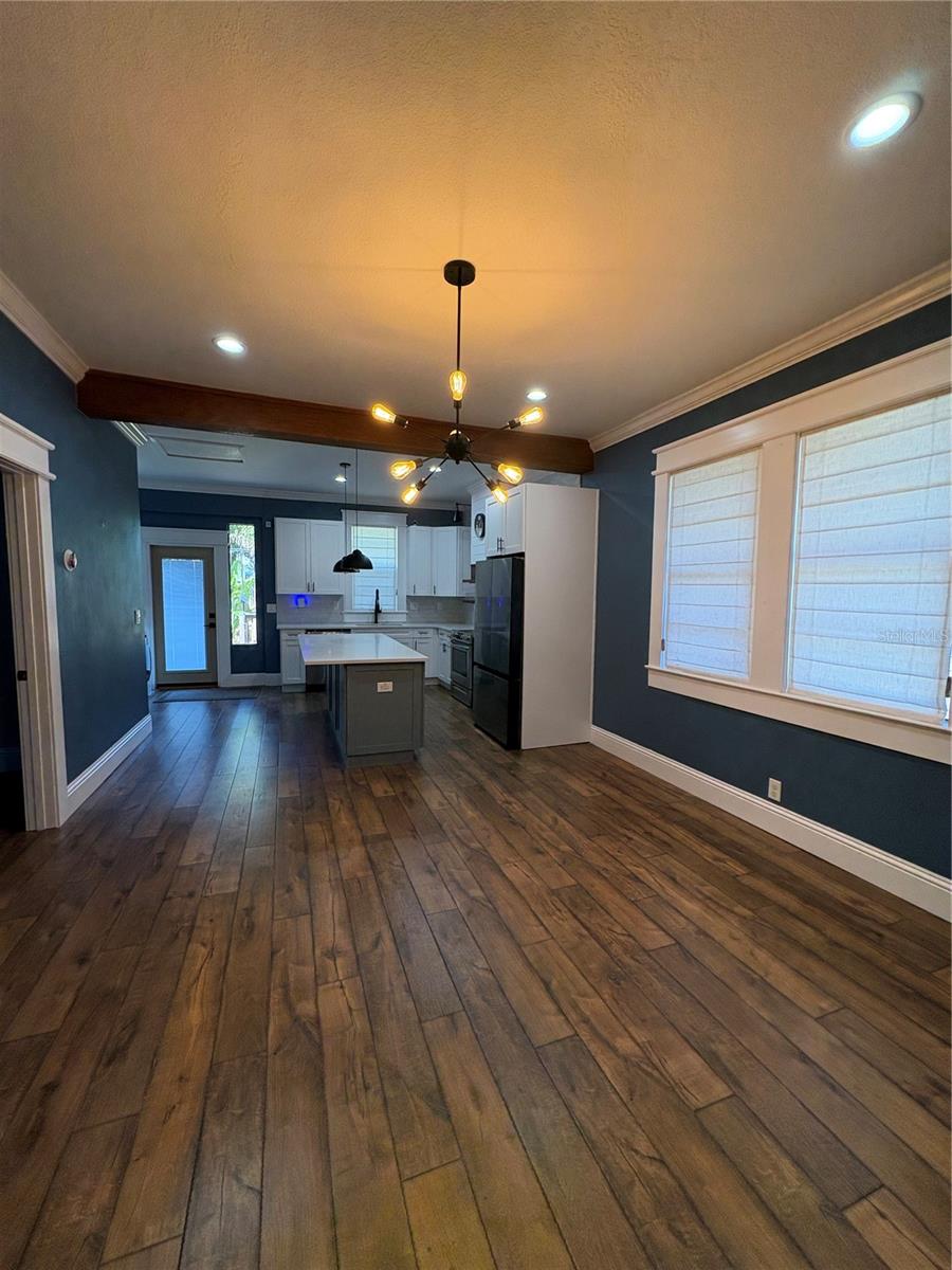 200 E FERN ST — photo 6
