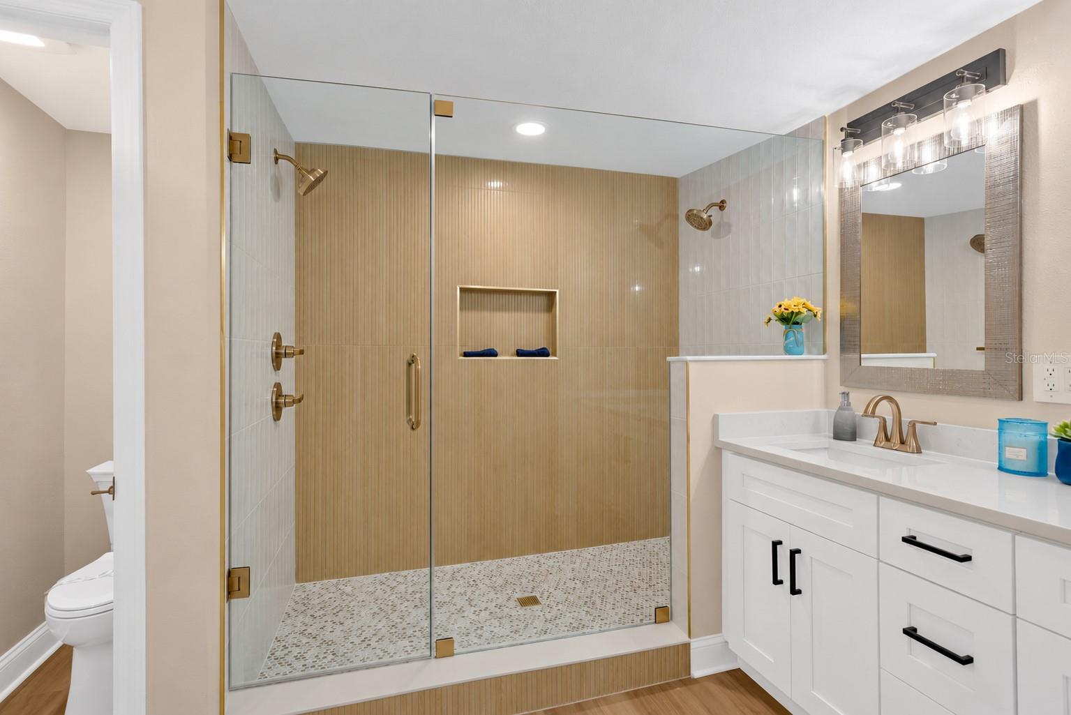6809 VALRIE LN — photo 14