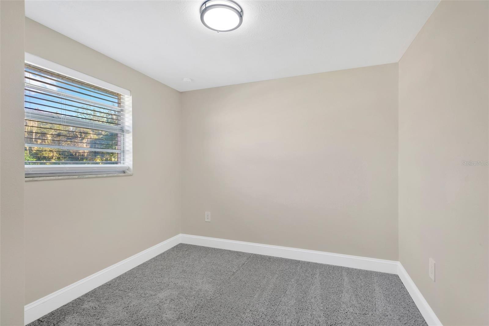 6809 VALRIE LN — photo 21