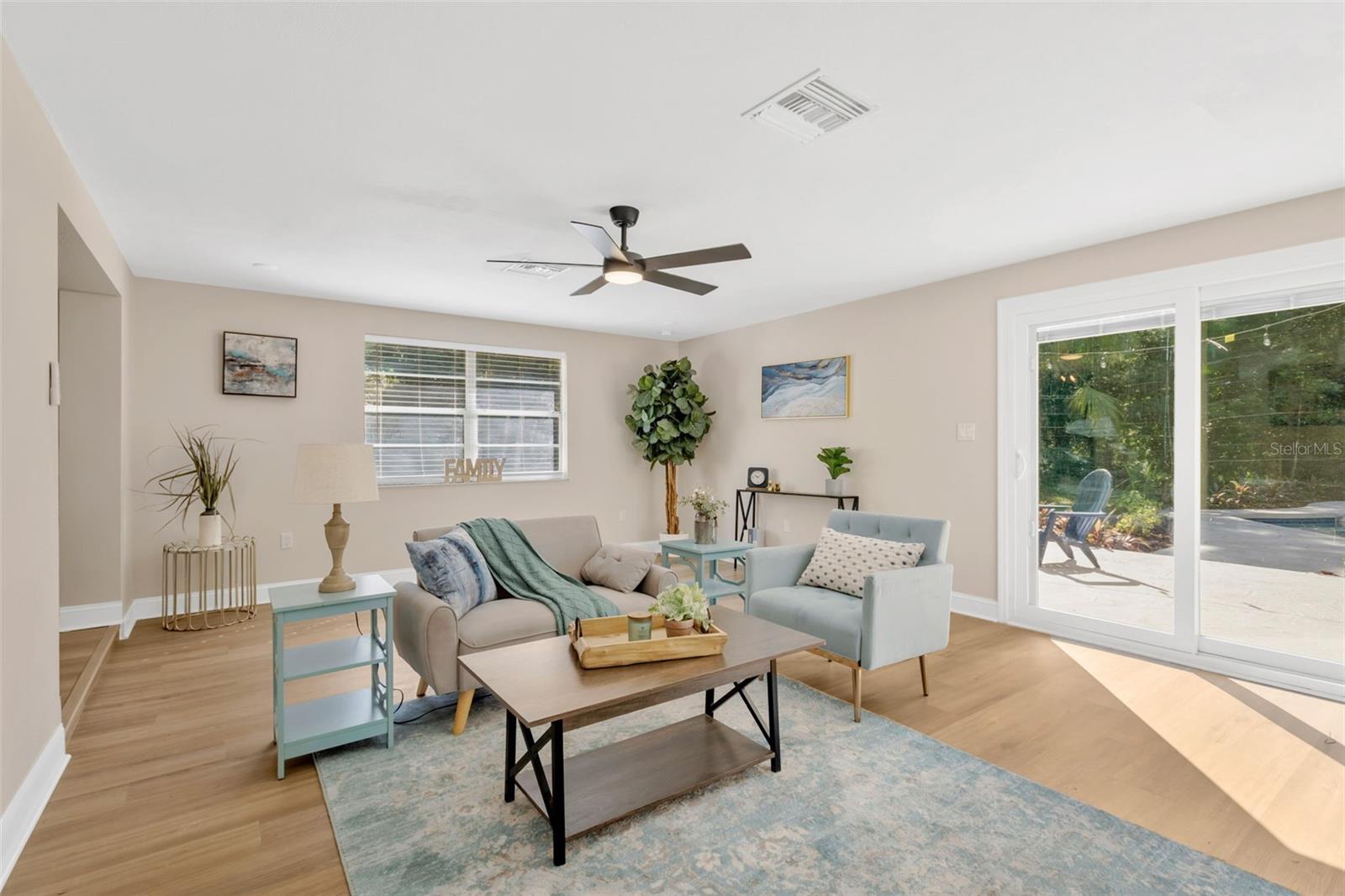 6809 VALRIE LN — photo 6