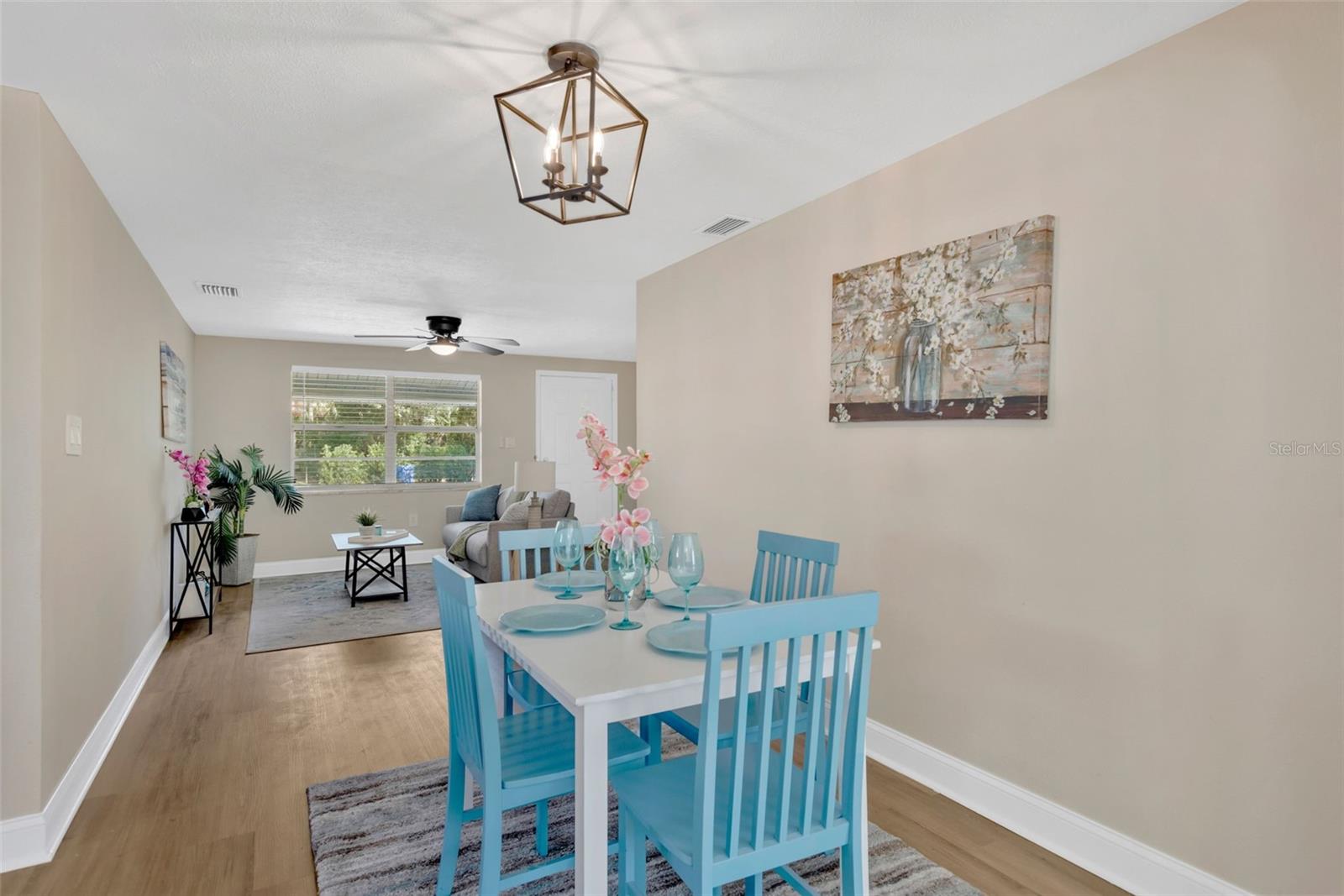 6809 VALRIE LN — photo 9