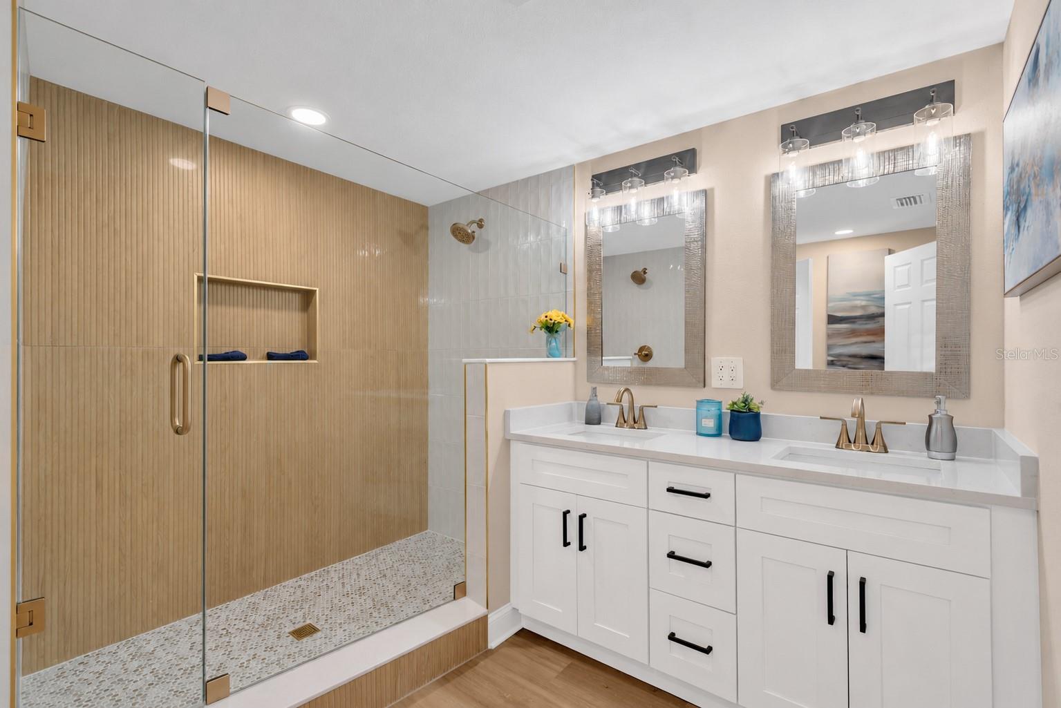 6809 VALRIE LN — photo 13