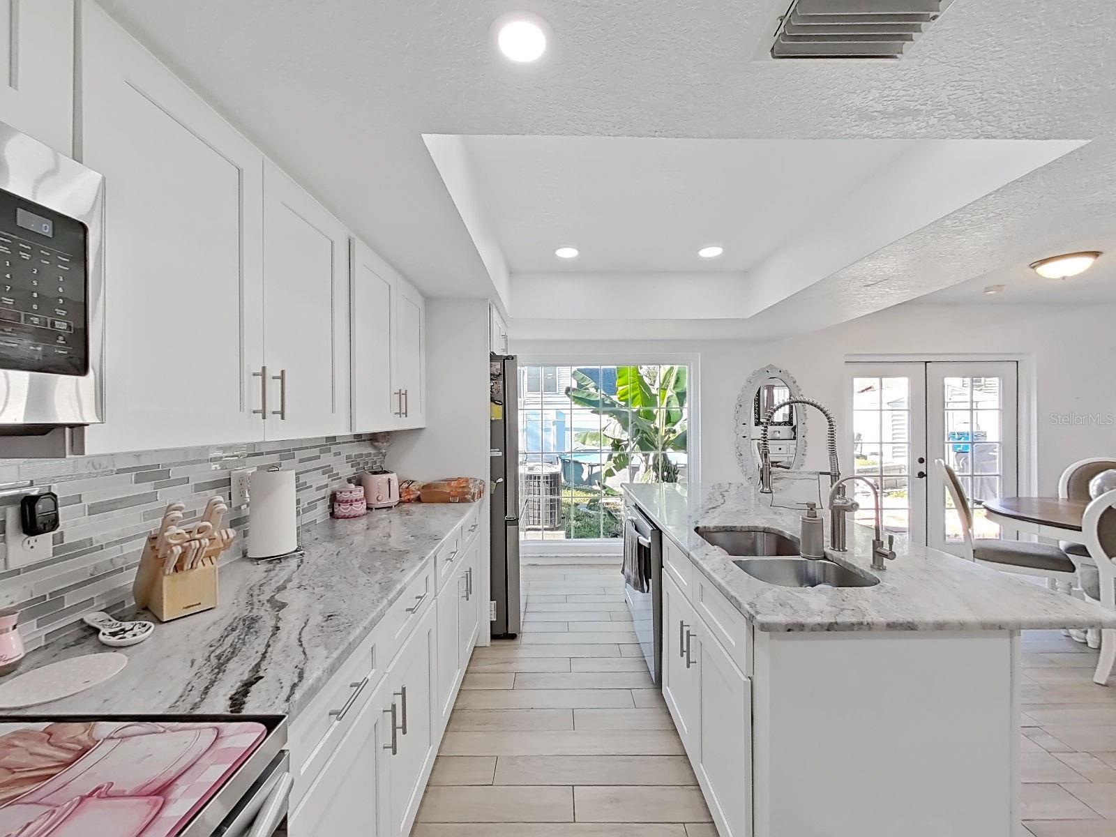9713 LITTLE POND WAY — photo 34