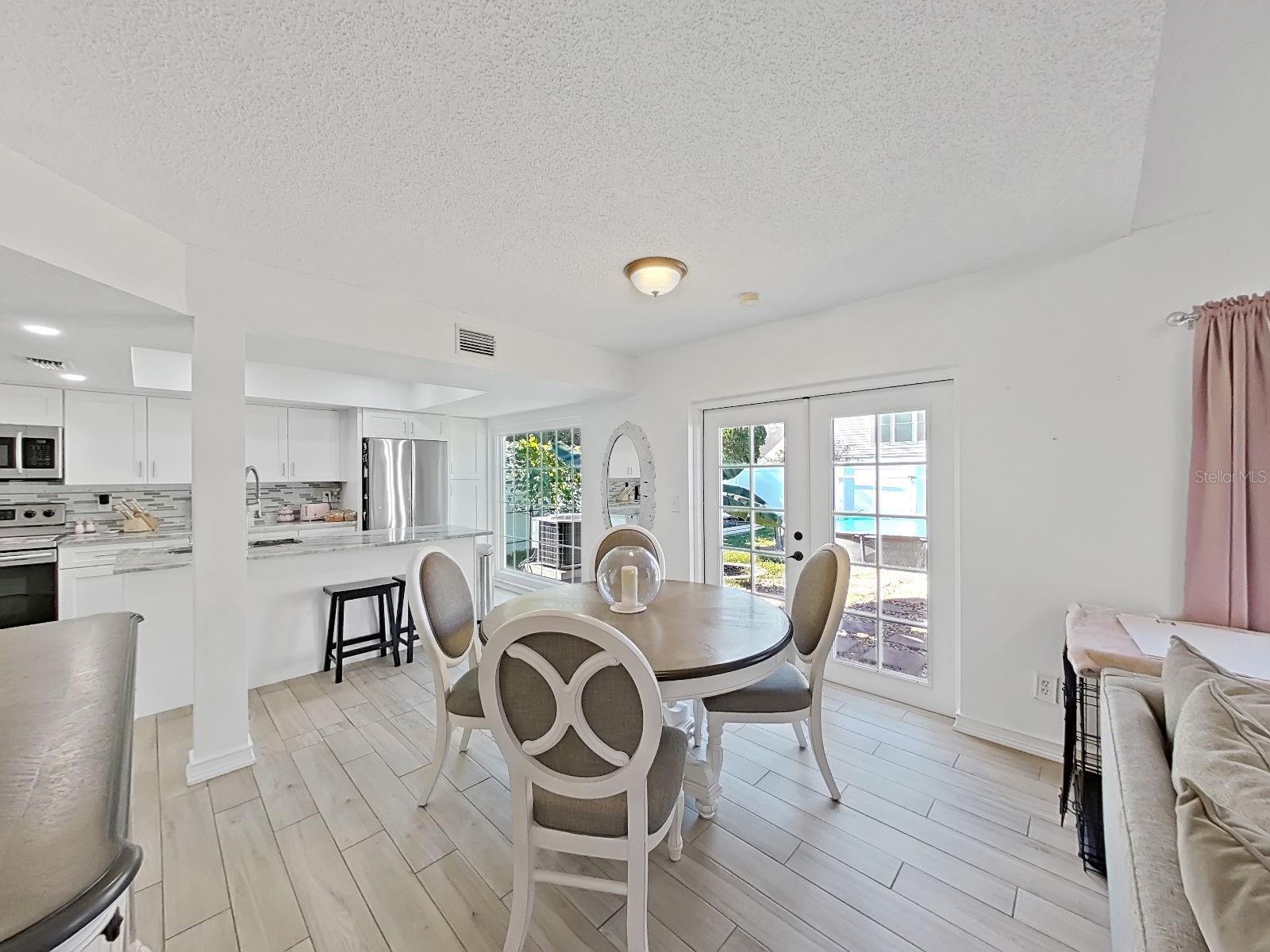 9713 LITTLE POND WAY — photo 27