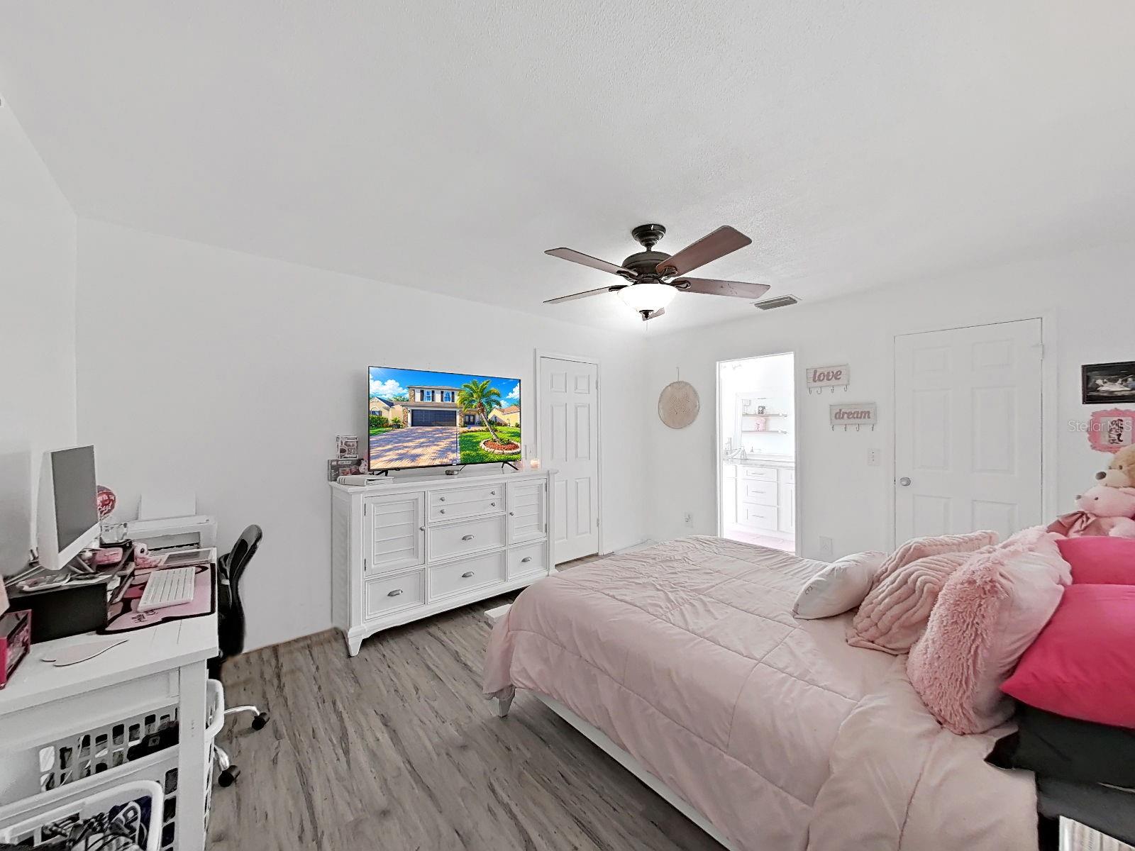 9713 LITTLE POND WAY — photo 44