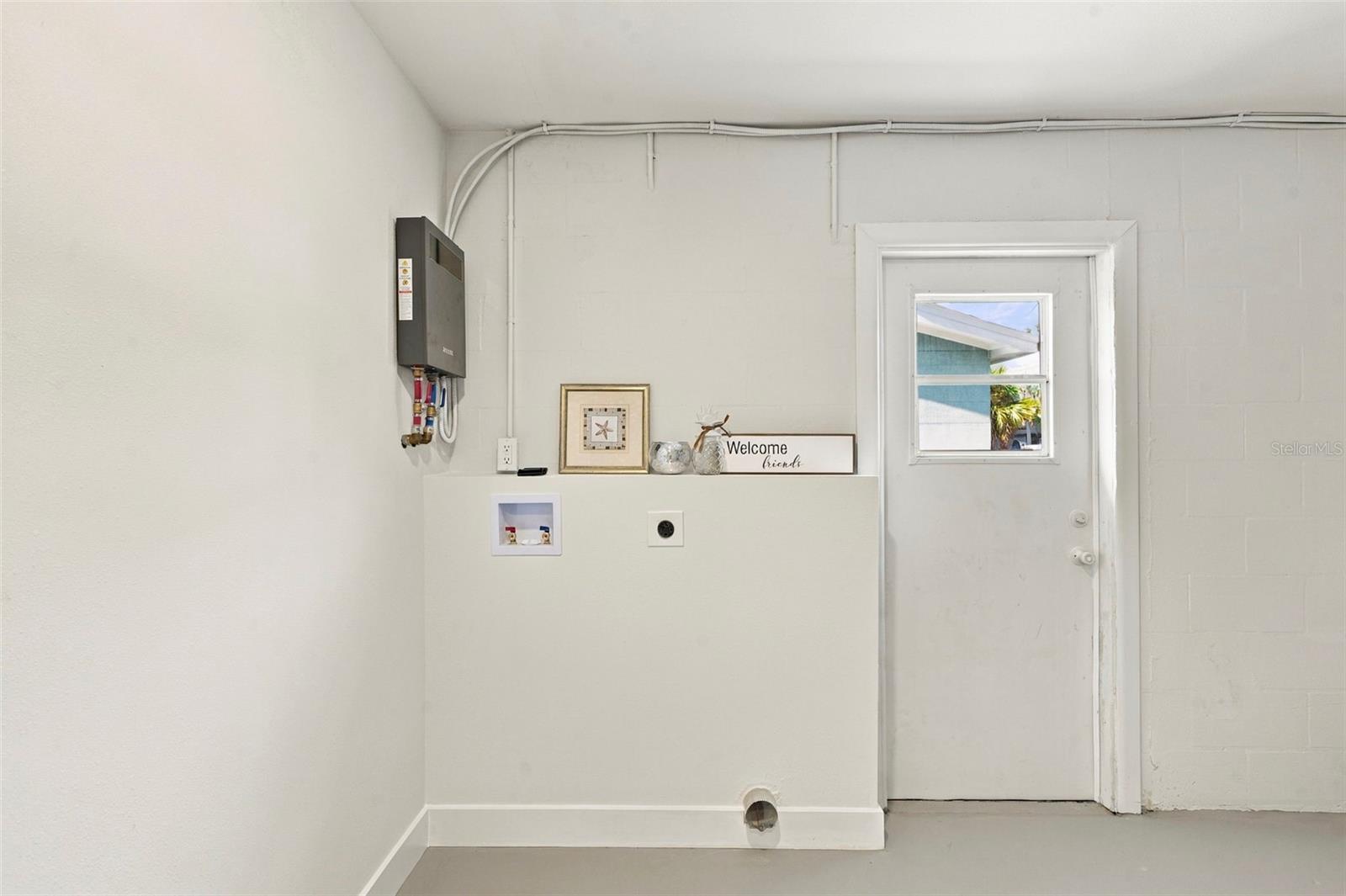 8428 PAXTON DR — photo 41