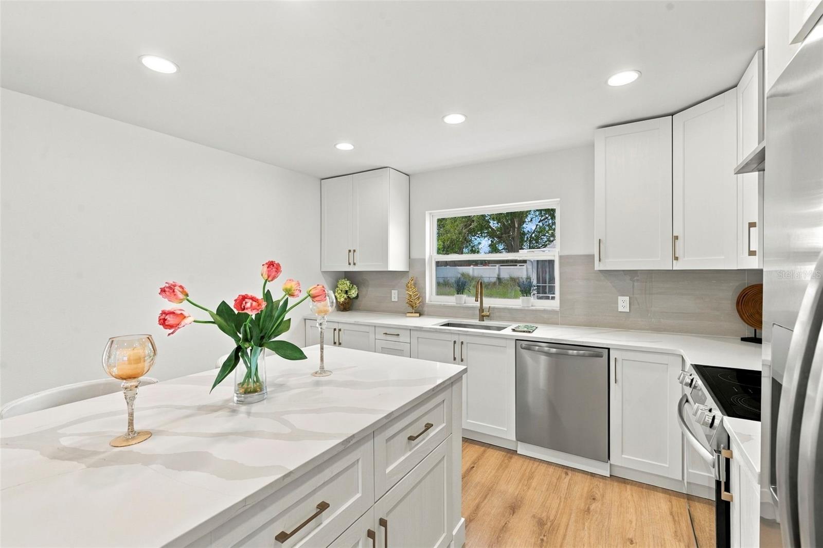 8428 PAXTON DR — photo 15