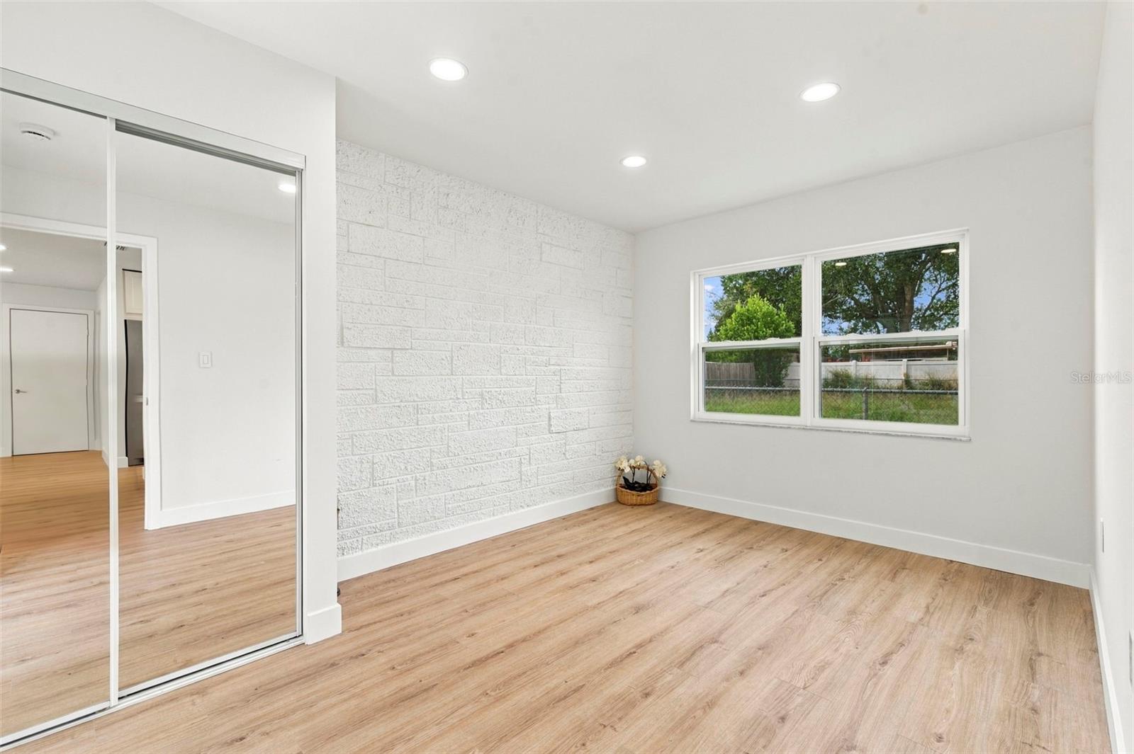 8428 PAXTON DR — photo 36