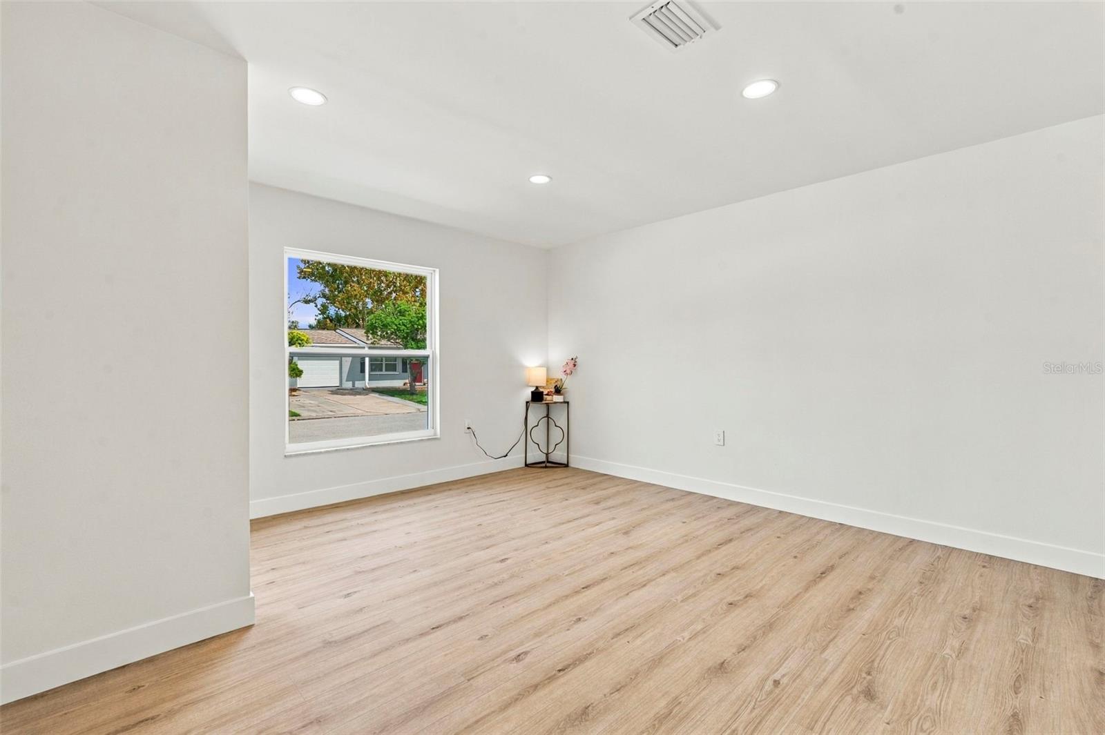 8428 PAXTON DR — photo 30