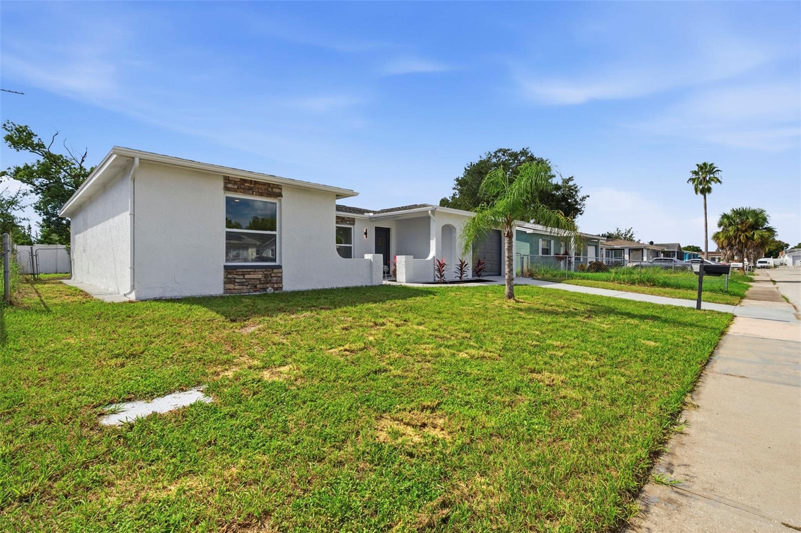 8428 PAXTON DR — photo 46