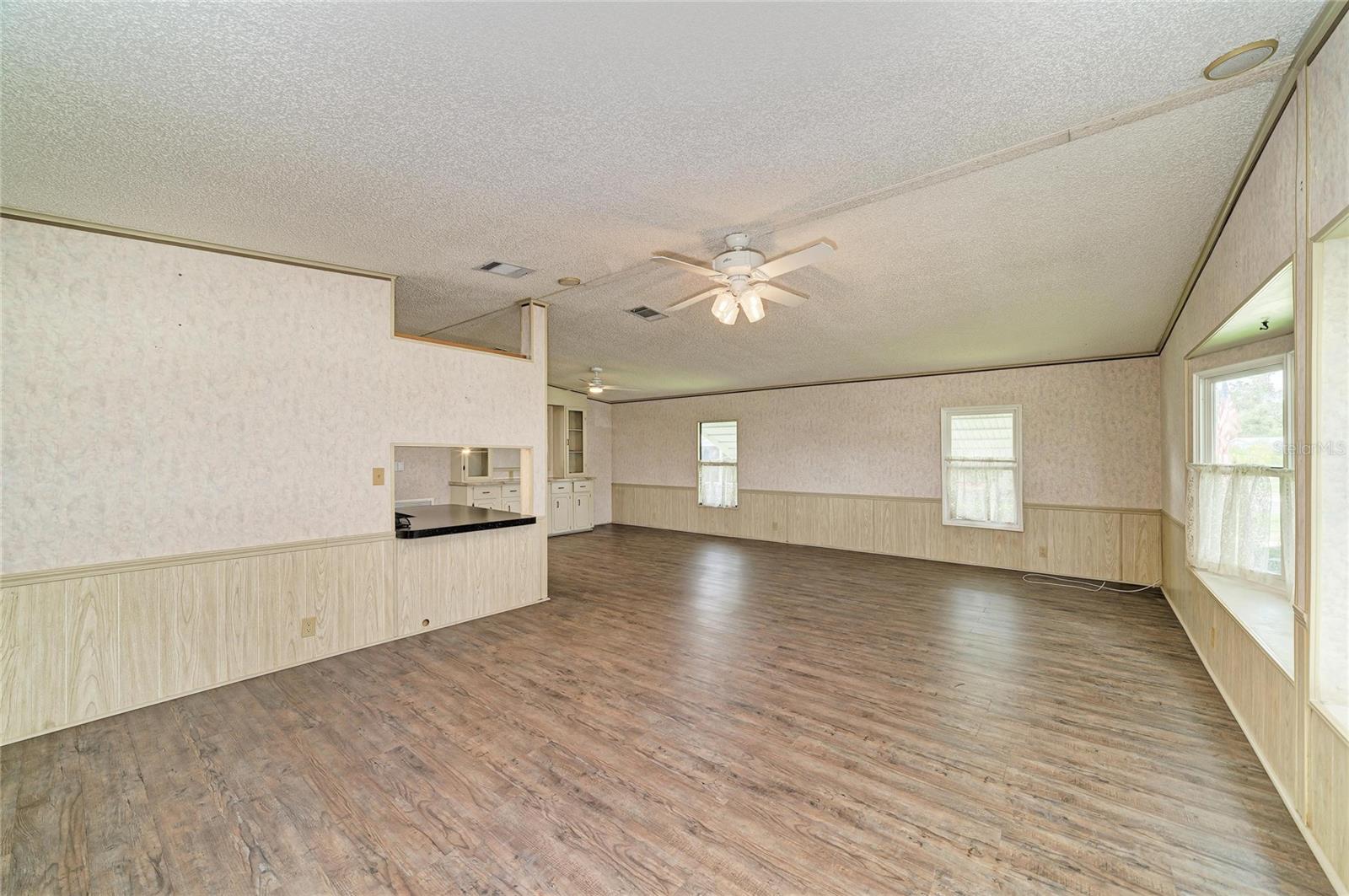 42 MEADOWLARK CIR — photo 2